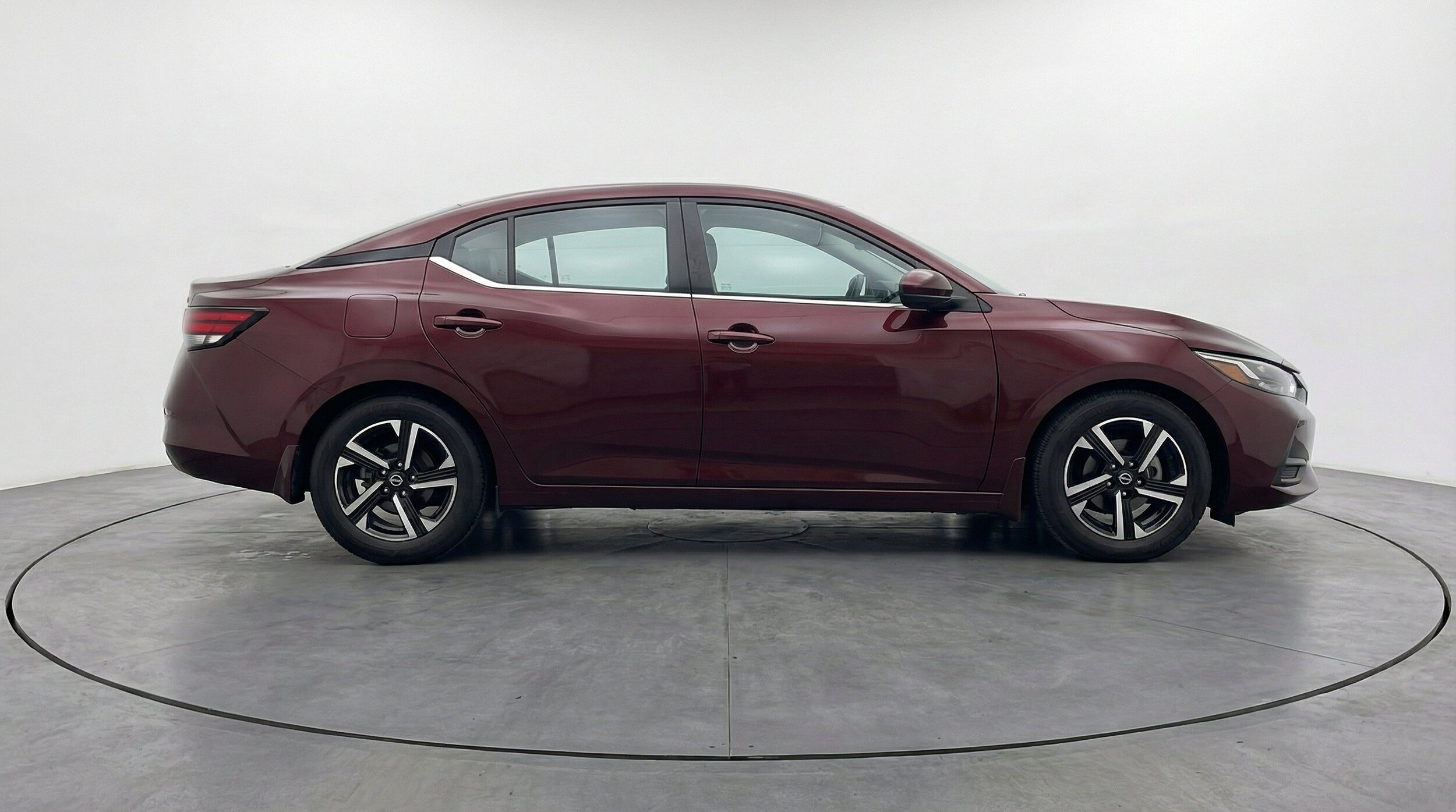 Thumbnail: 2025 Nissan Sentra - 11