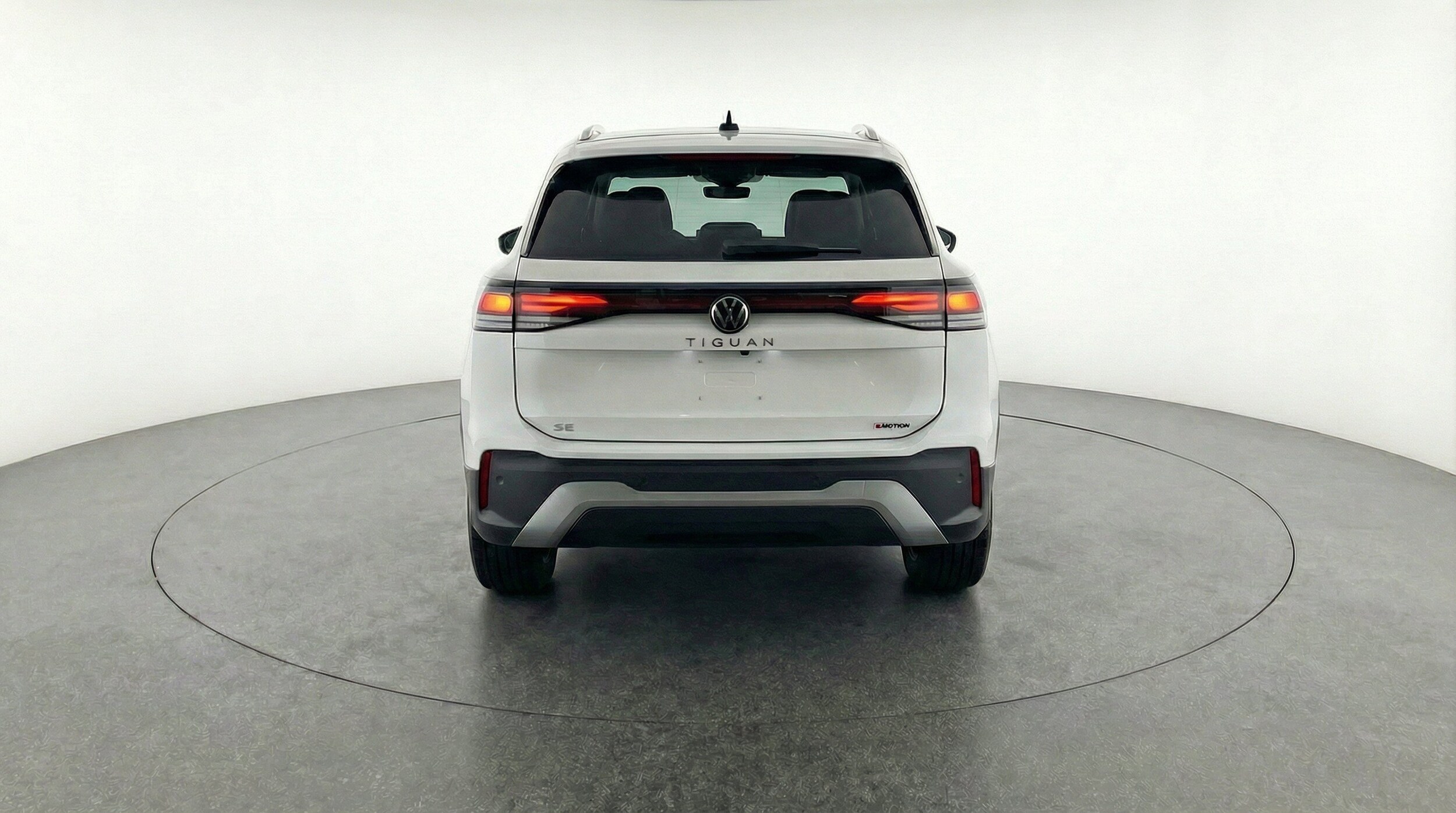 Thumbnail: 2026 Volkswagen Tiguan - 7