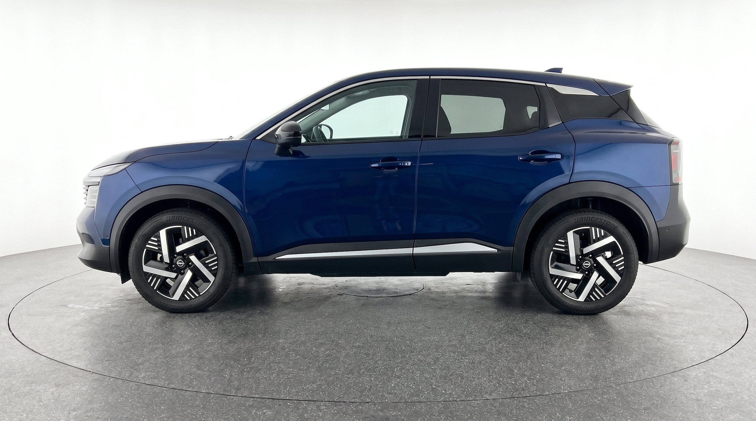 Thumbnail: 2026 Nissan Kicks - 5