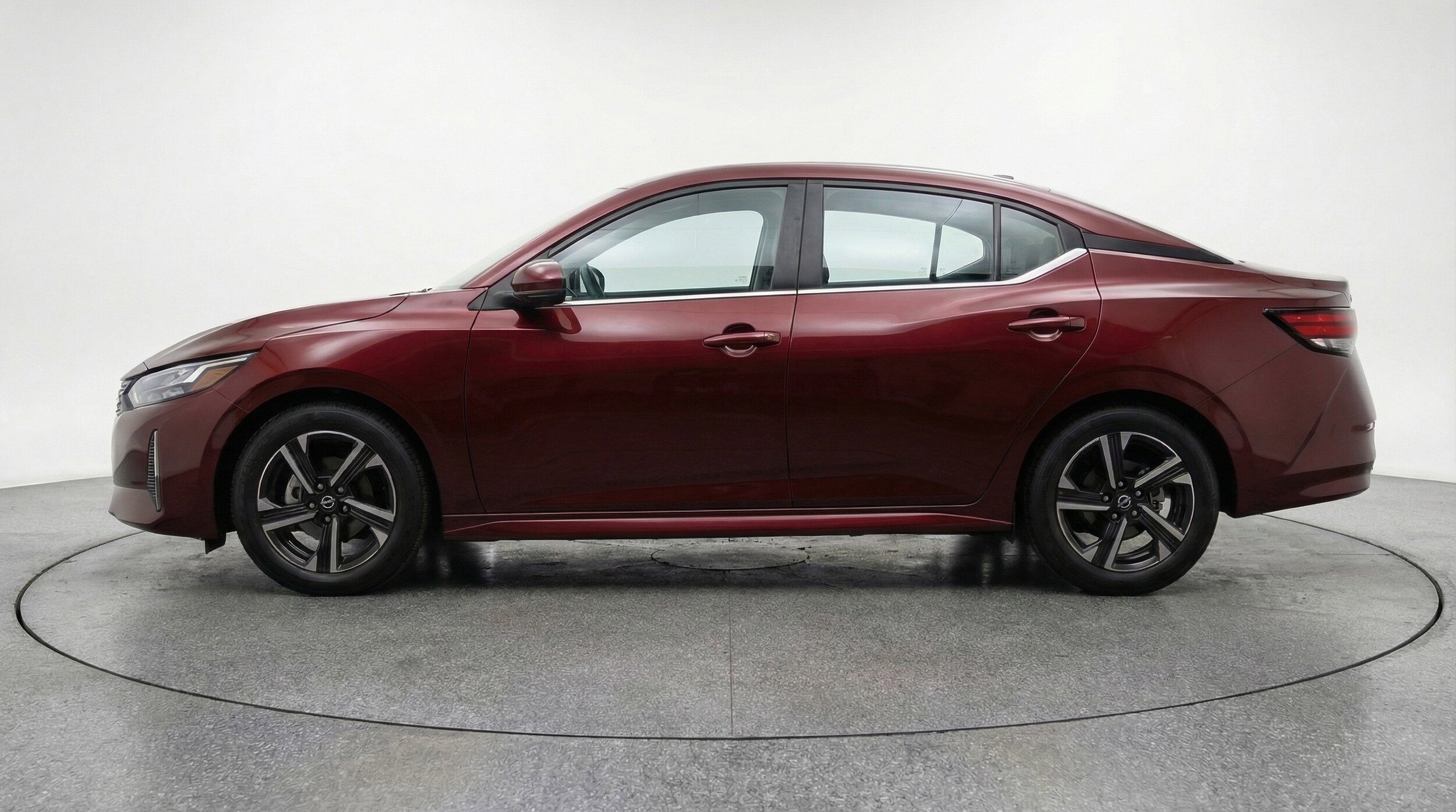 Thumbnail: 2025 Nissan Sentra - 5