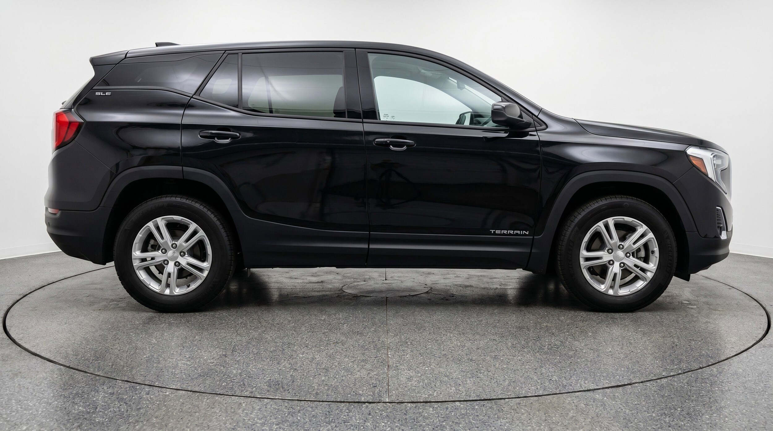Thumbnail: 2024 GMC Terrain - 11