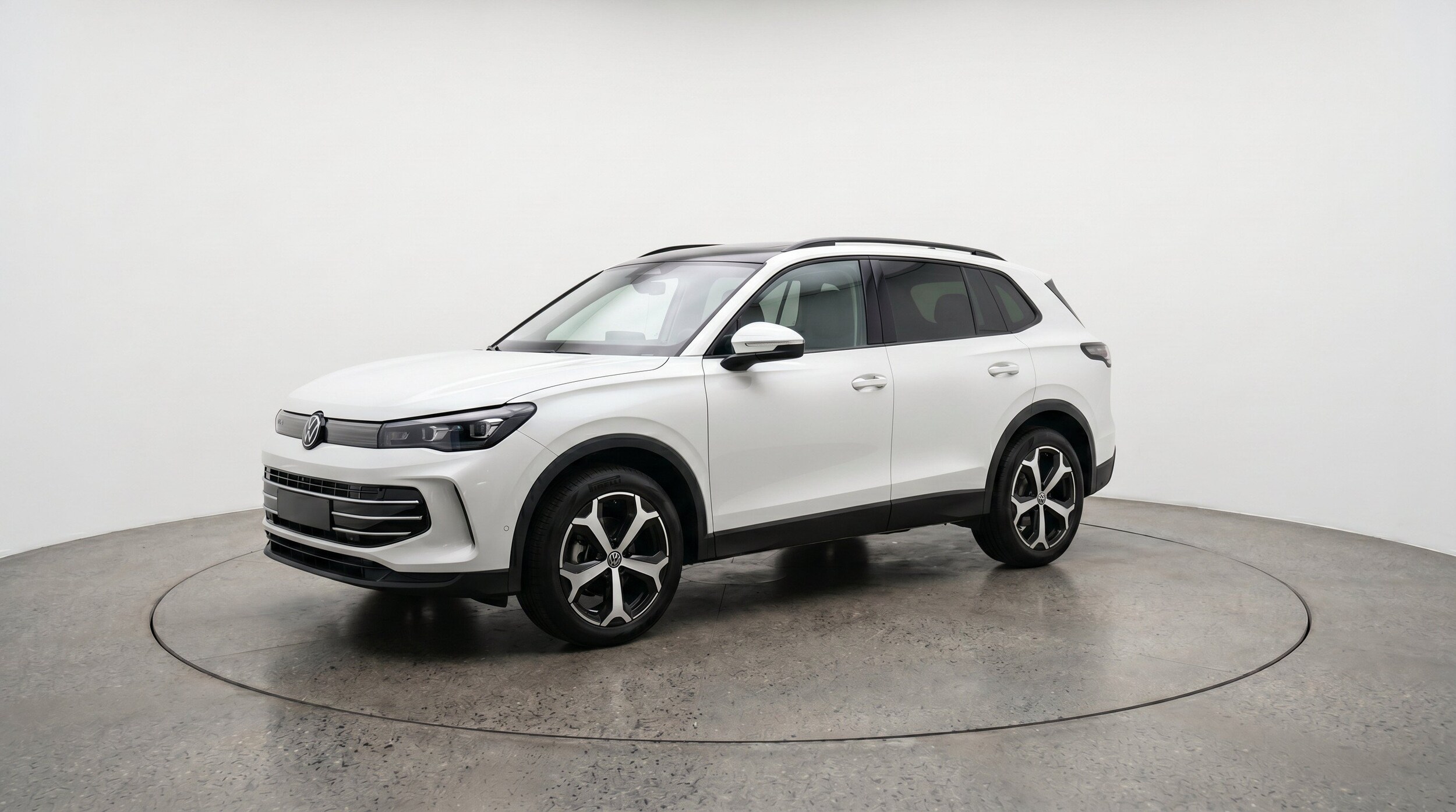 Thumbnail: 2026 Volkswagen Tiguan - 3