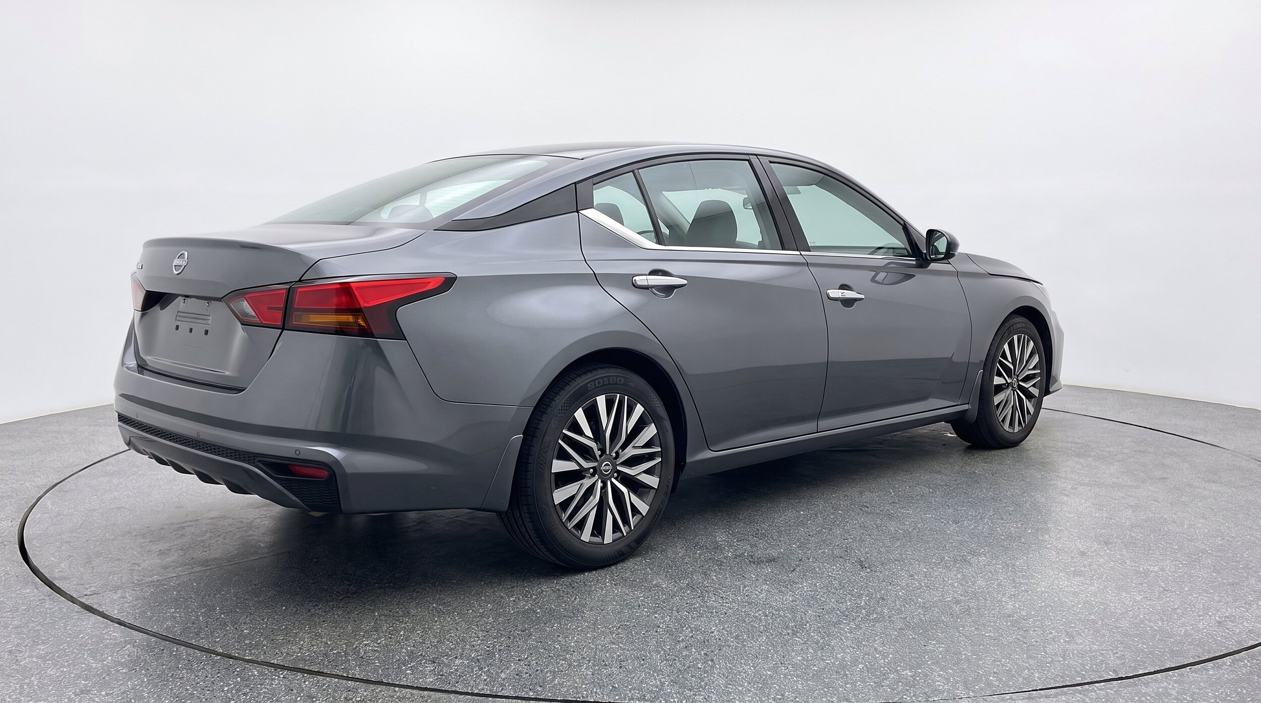 Thumbnail: 2025 Nissan Altima - 9