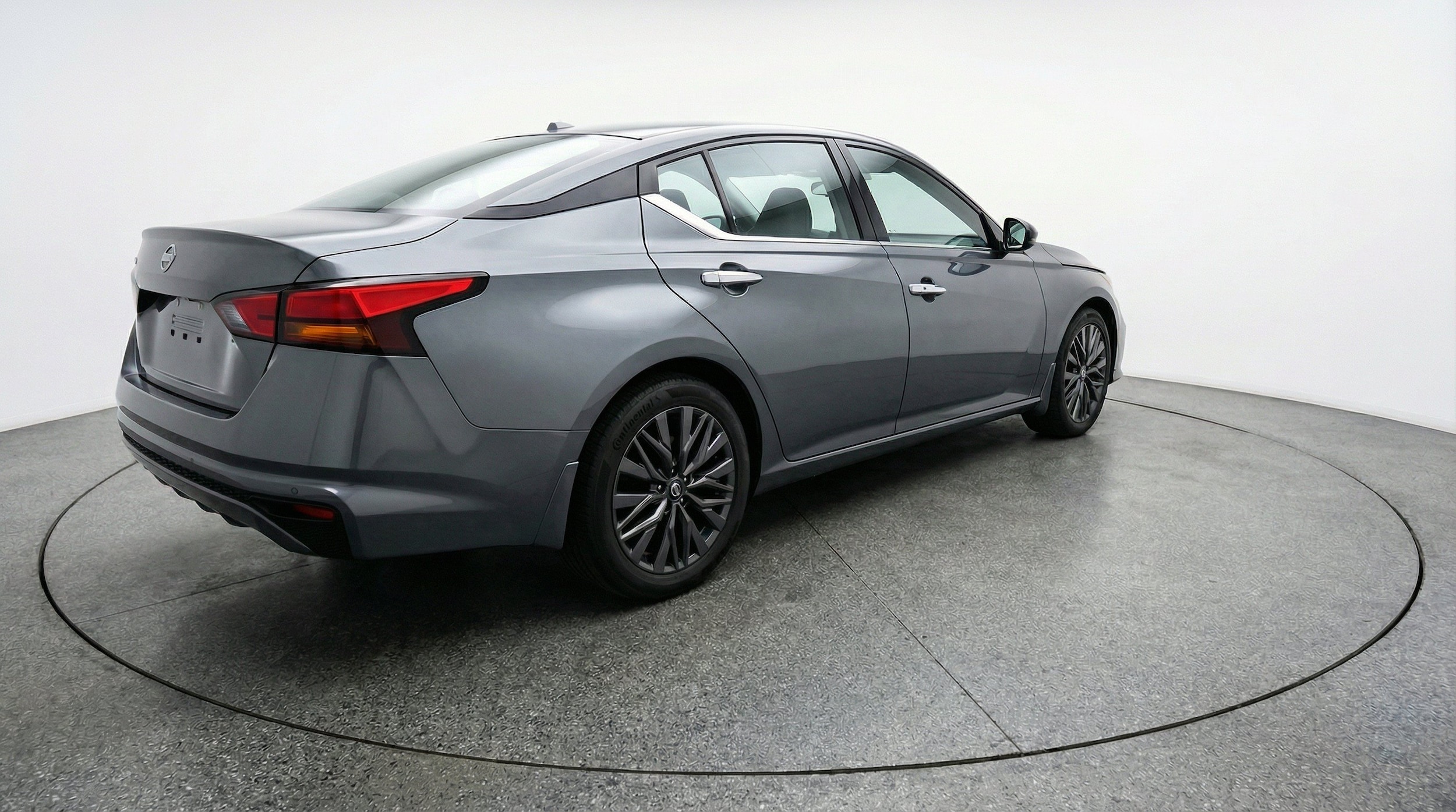 Thumbnail: 2025 Nissan Altima - 9