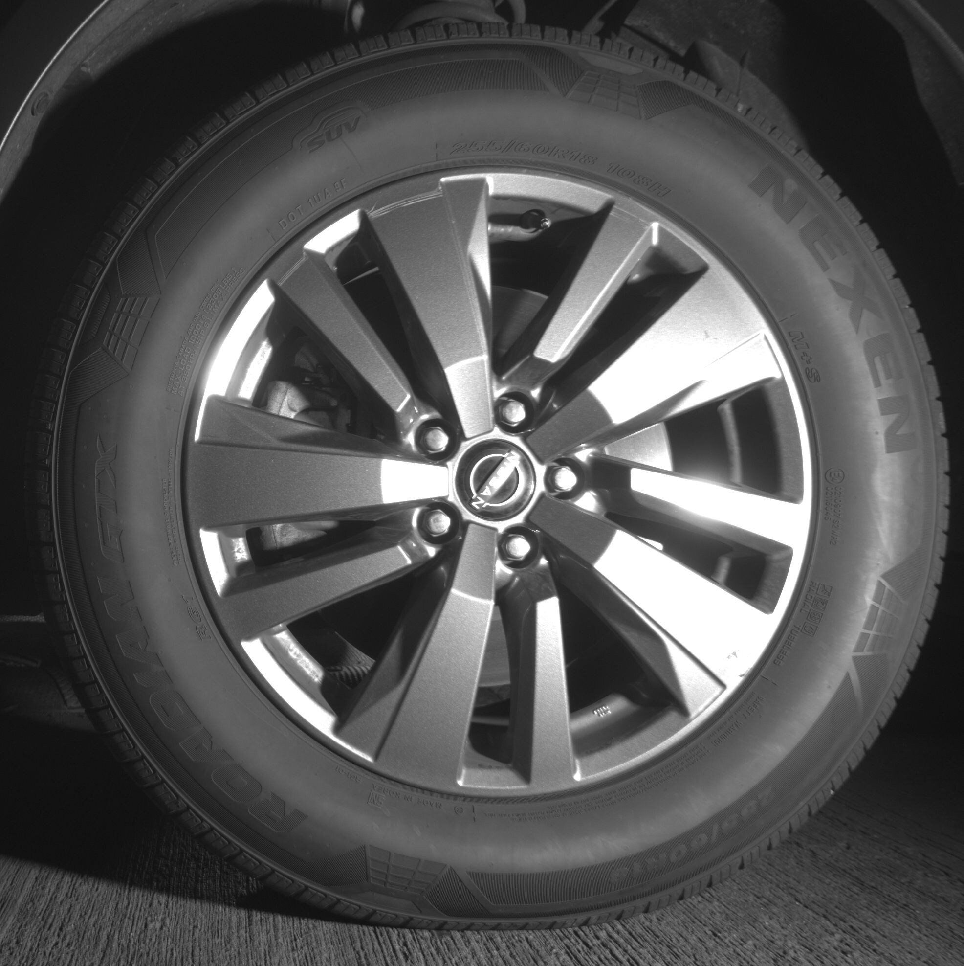 Thumbnail: 2024 Nissan Pathfinder - 9