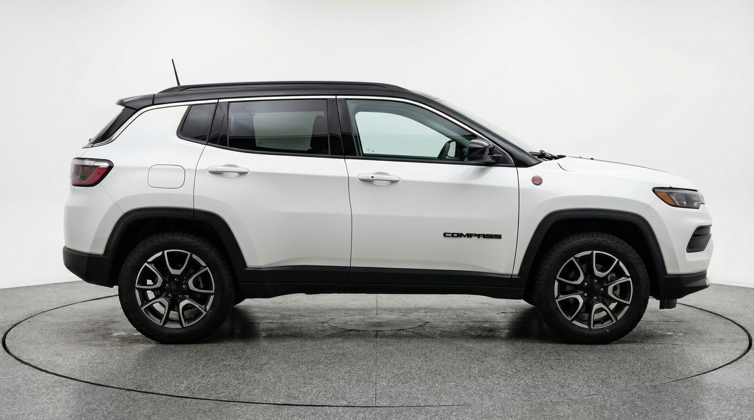 Thumbnail: 2025 Jeep Compass - 8