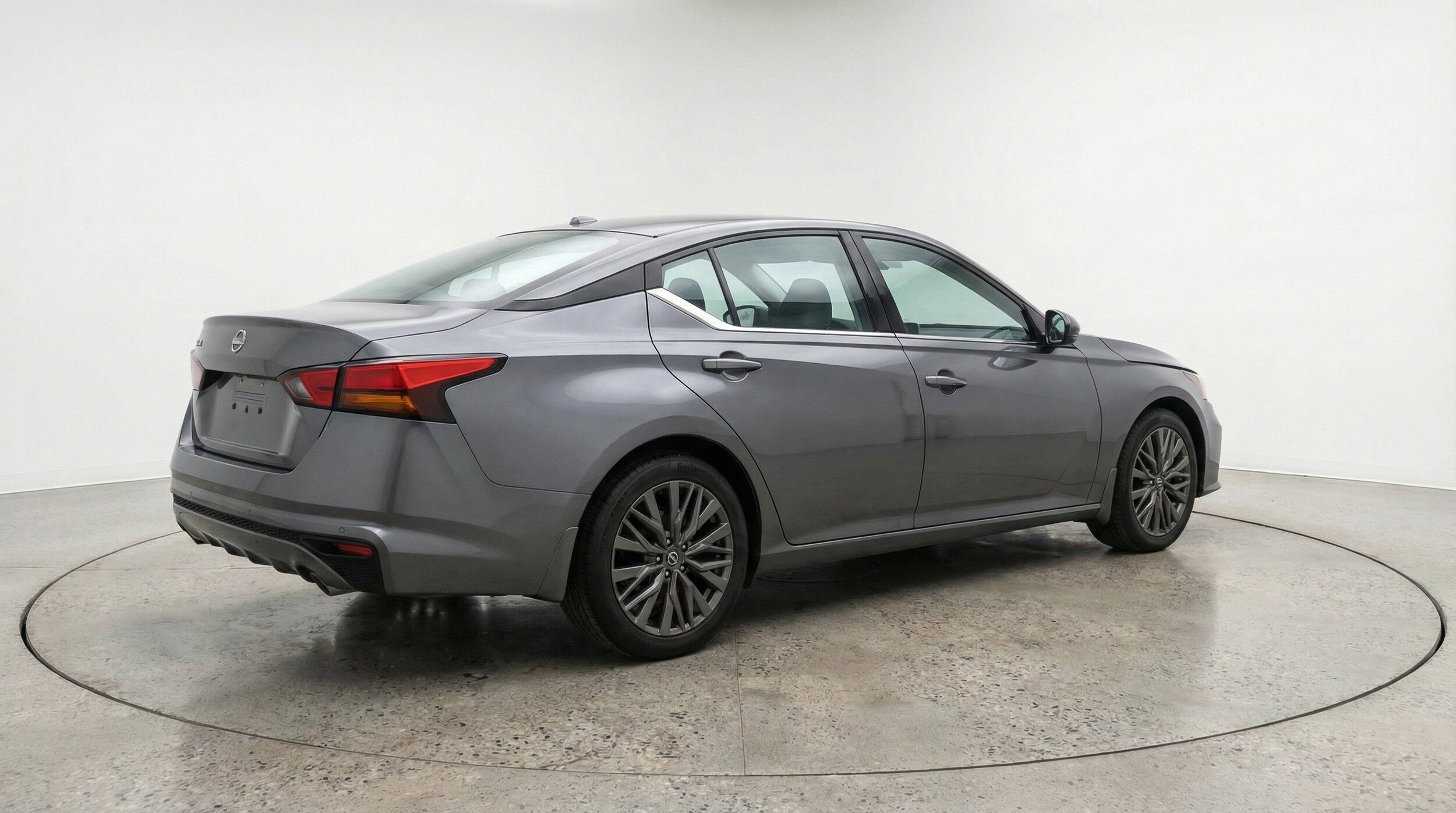 Thumbnail: 2025 Nissan Altima - 9