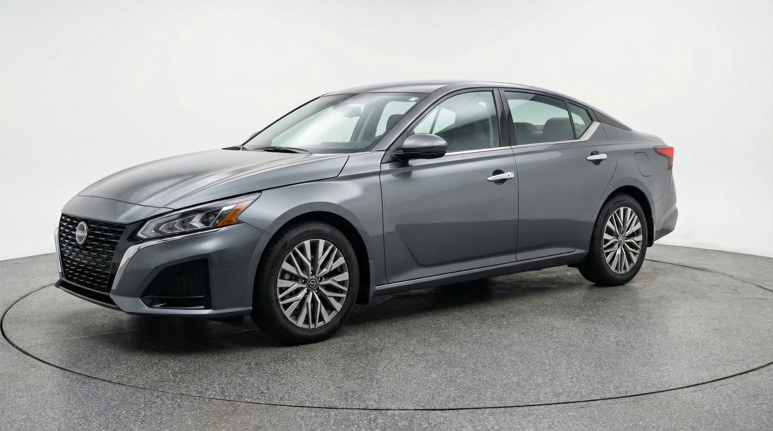 Thumbnail: 2025 Nissan Altima - 3