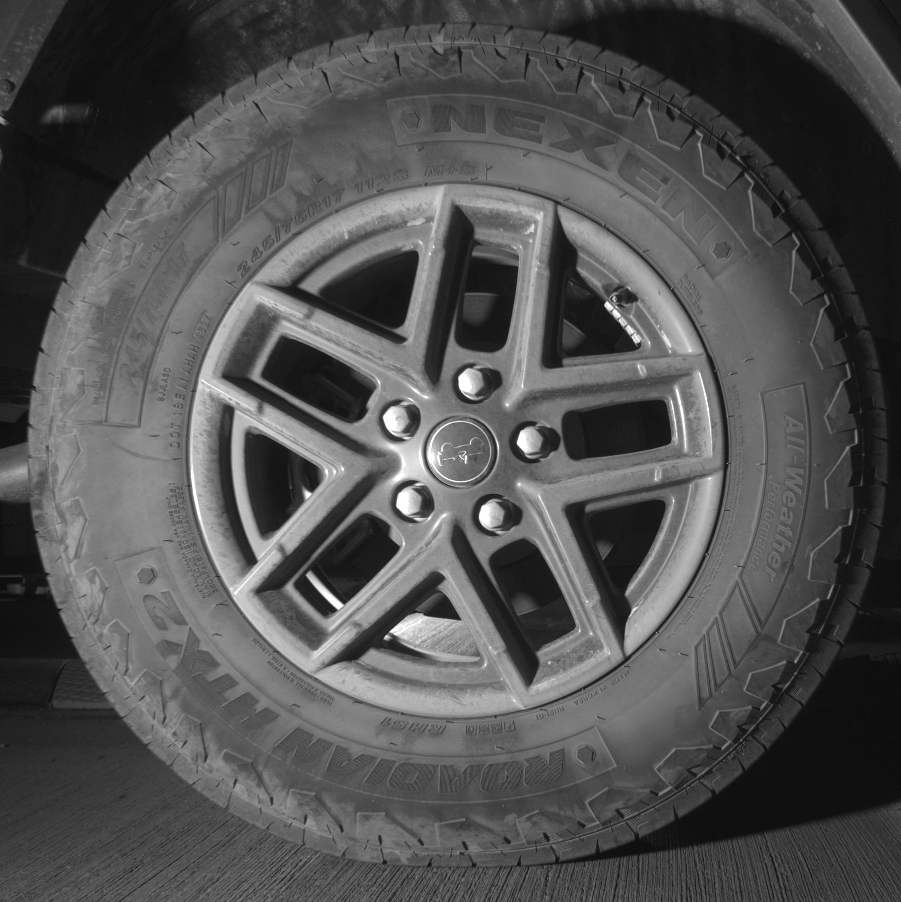 Thumbnail: 2025 Jeep Wrangler - 15