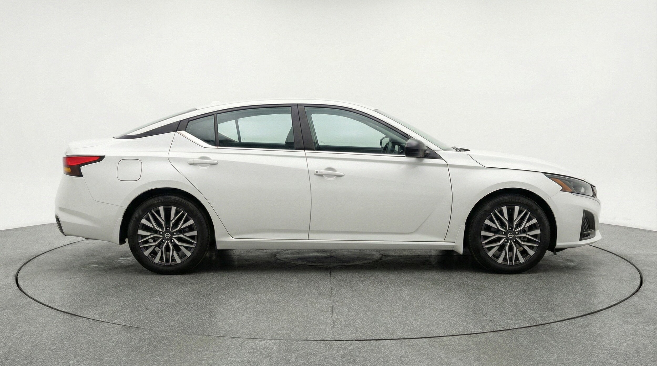 Thumbnail: 2025 Nissan Altima - 11