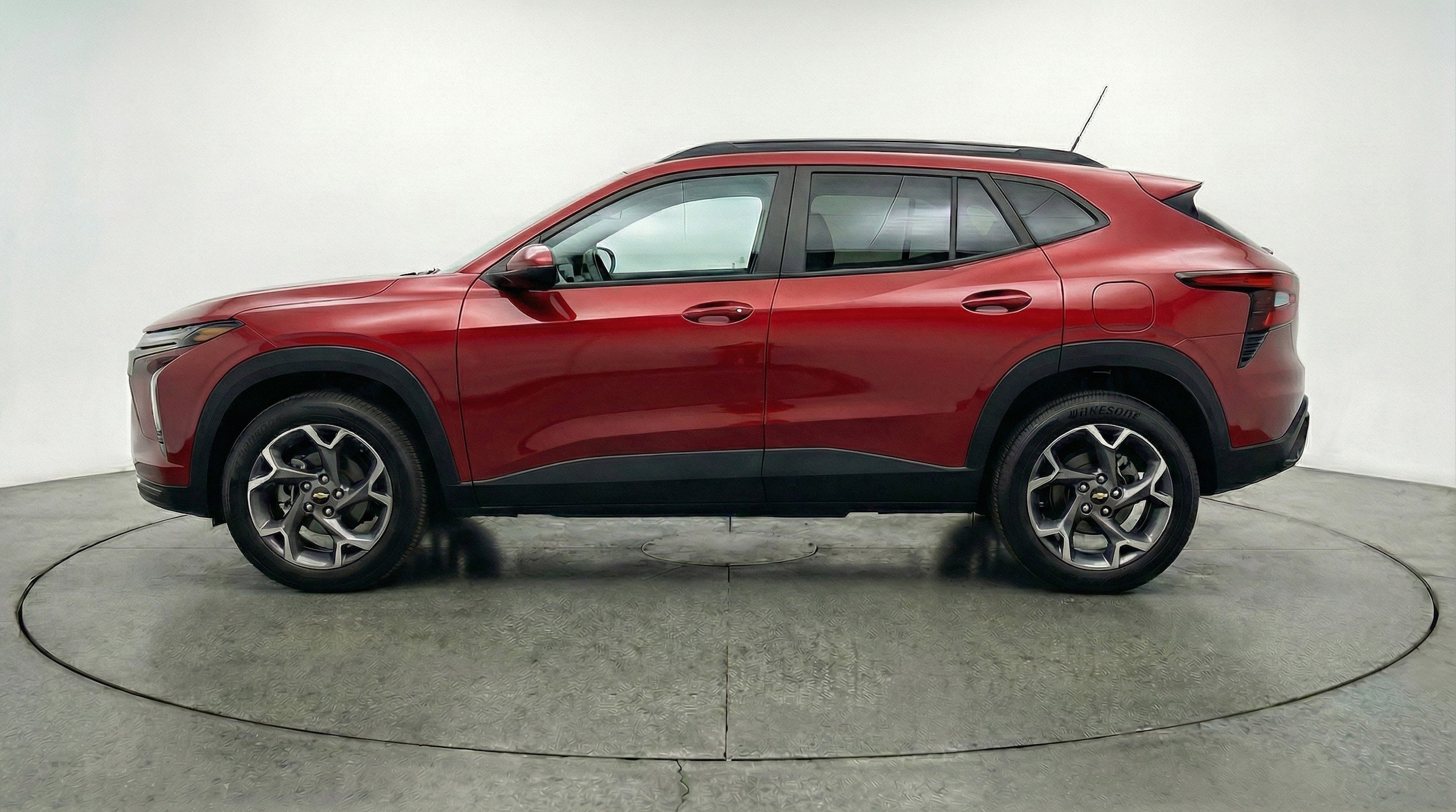 Thumbnail: 2025 Chevrolet Trax - 5