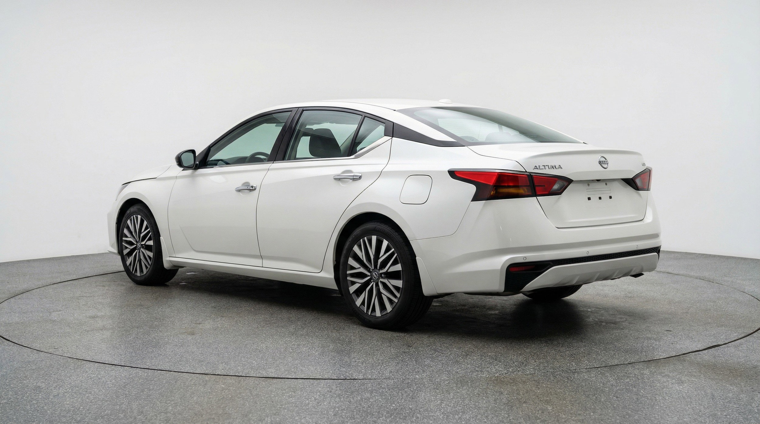 Thumbnail: 2025 Nissan Altima - 6