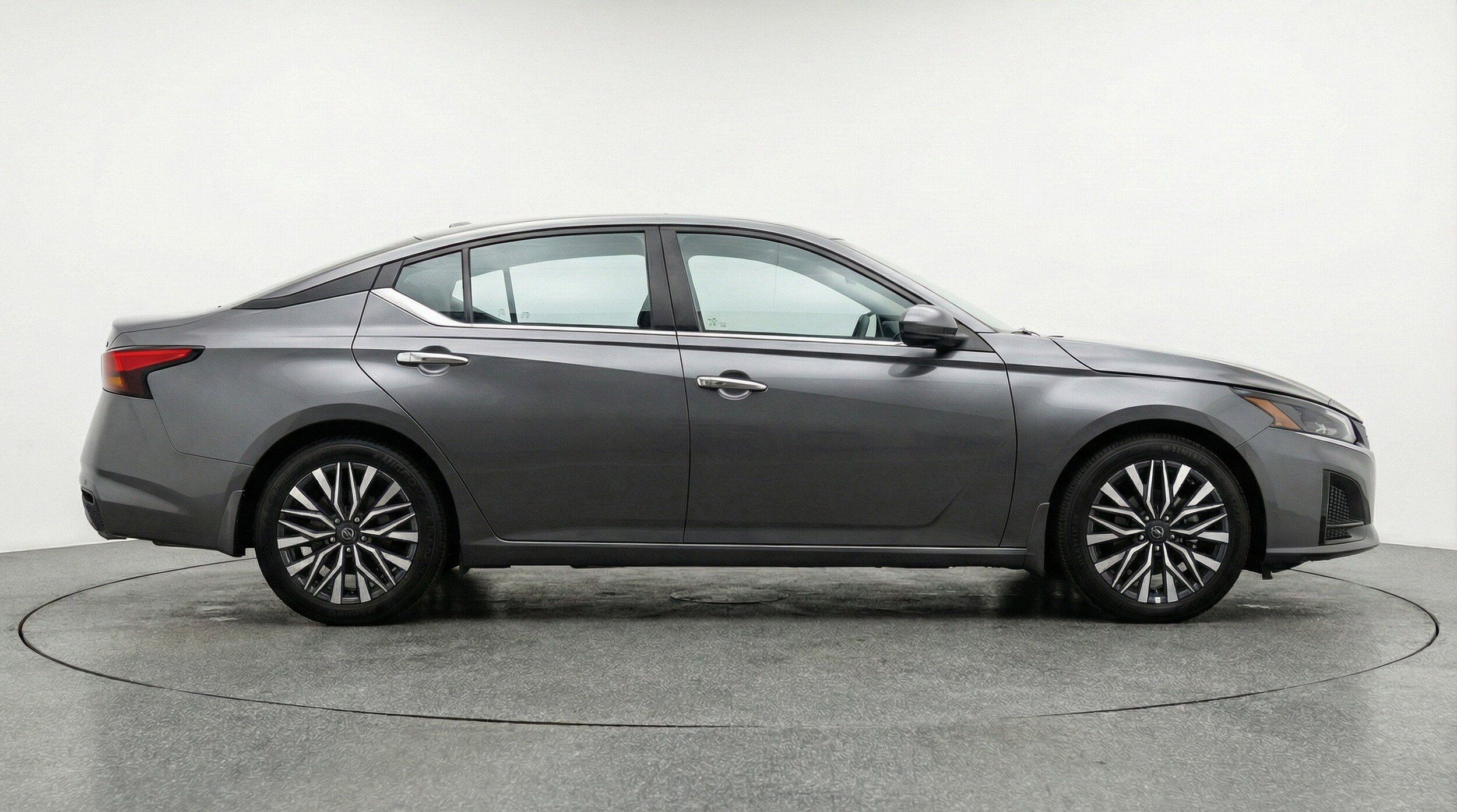 Thumbnail: 2025 Nissan Altima - 11