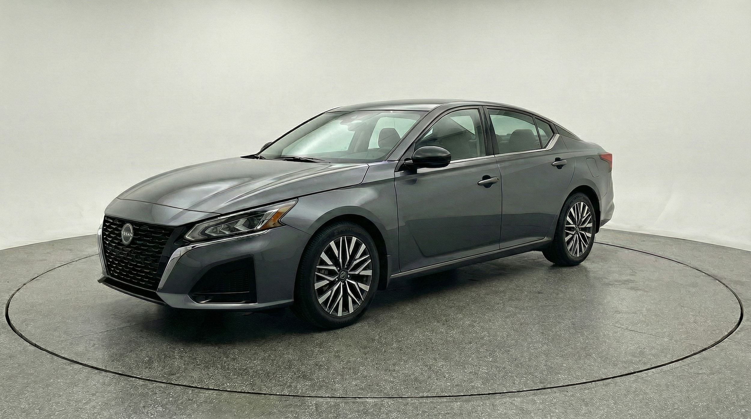 Thumbnail: 2025 Nissan Altima - 3