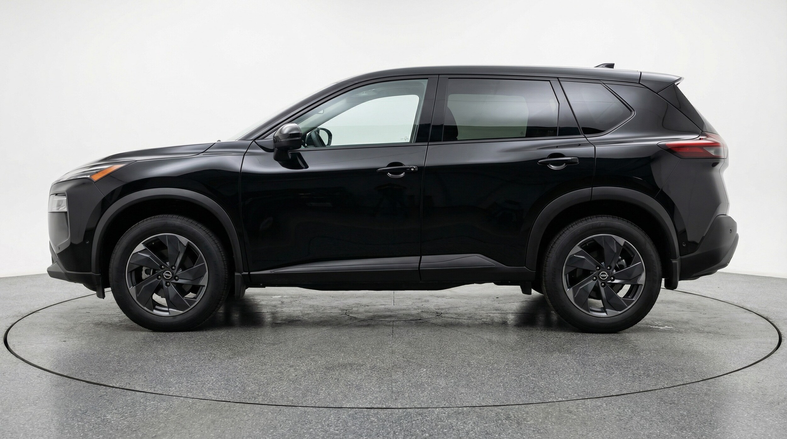 Thumbnail: 2025 Nissan Rogue - 4