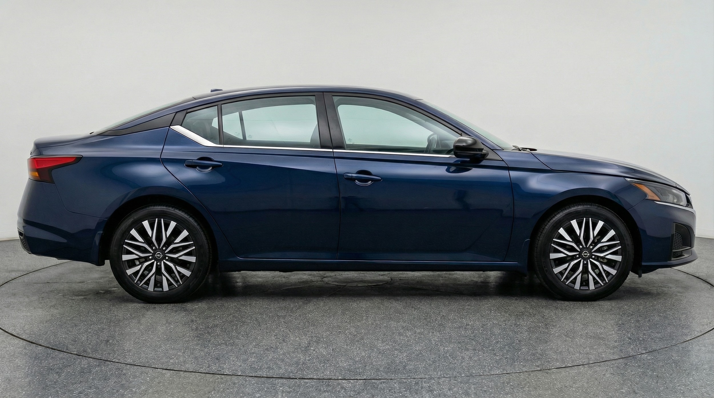 Thumbnail: 2025 Nissan Altima - 8