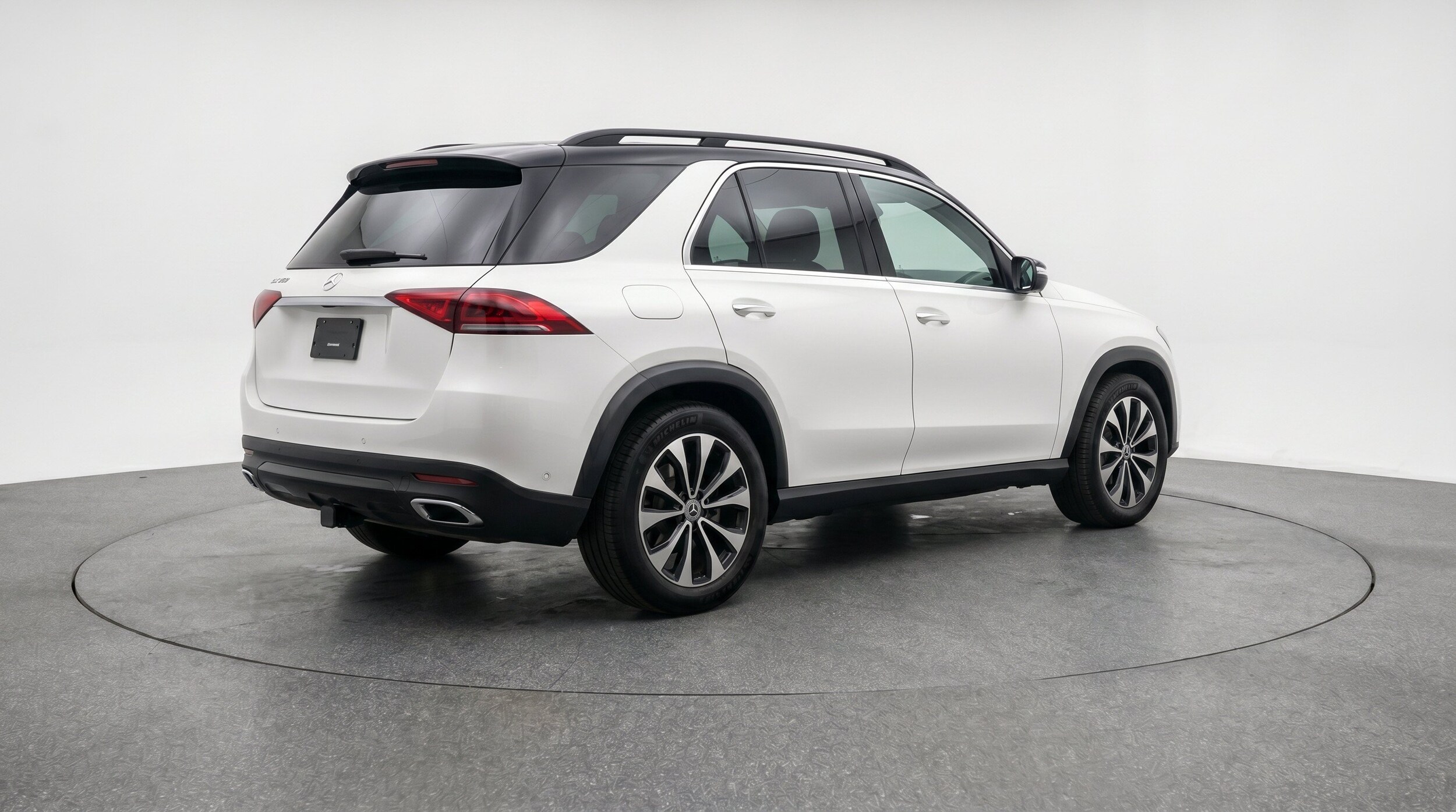 Thumbnail: 2026 Mercedes-Benz GLE - 9