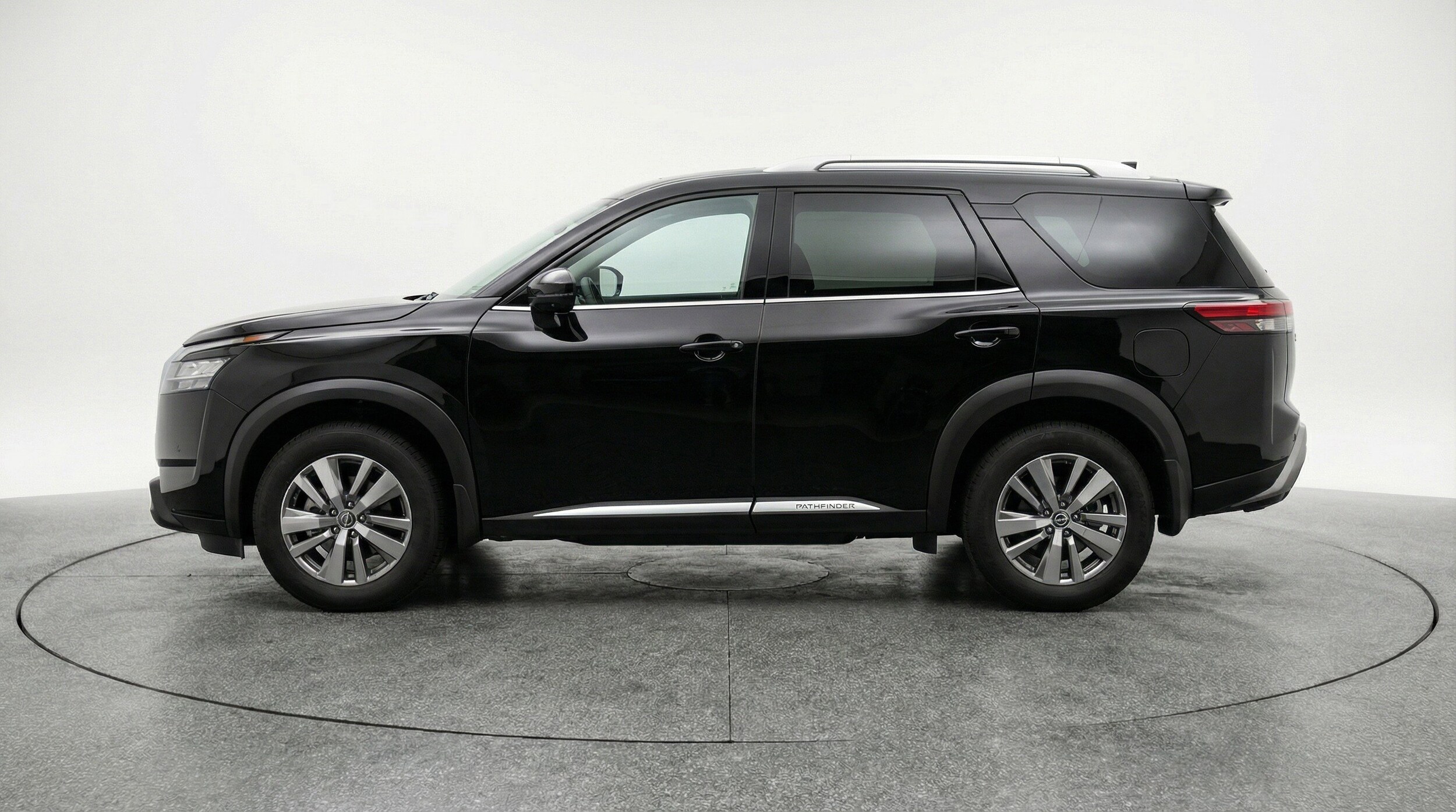 Thumbnail: 2025 Nissan Pathfinder - 5