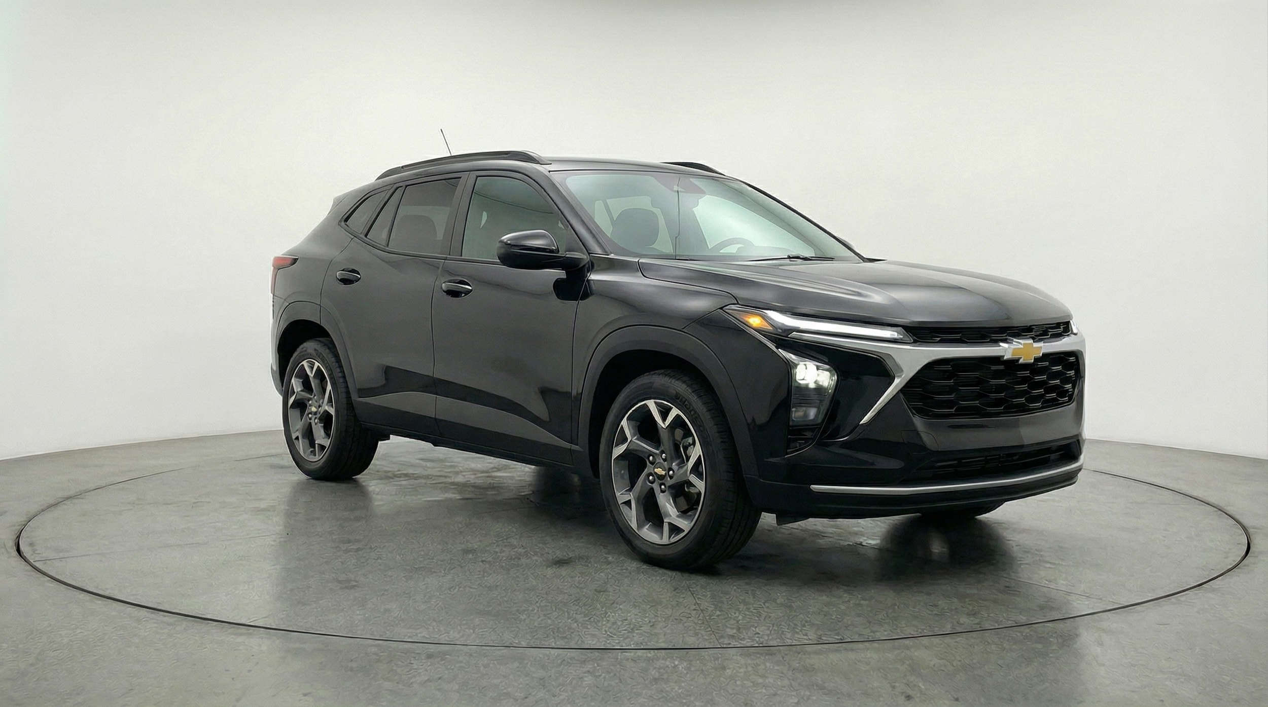 Thumbnail: 2025 Chevrolet Trax - 1