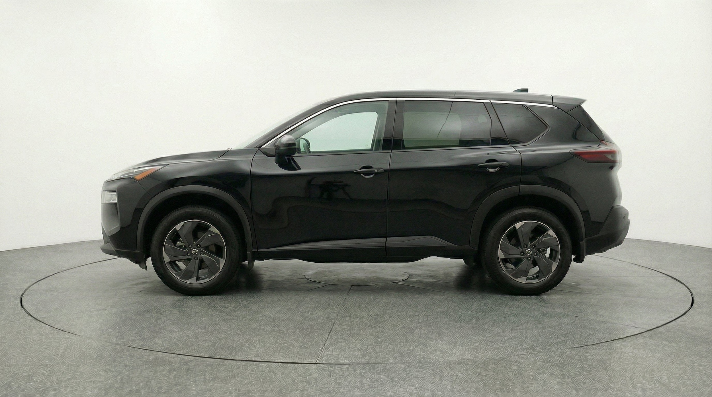 Thumbnail: 2025 Nissan Rogue - 5