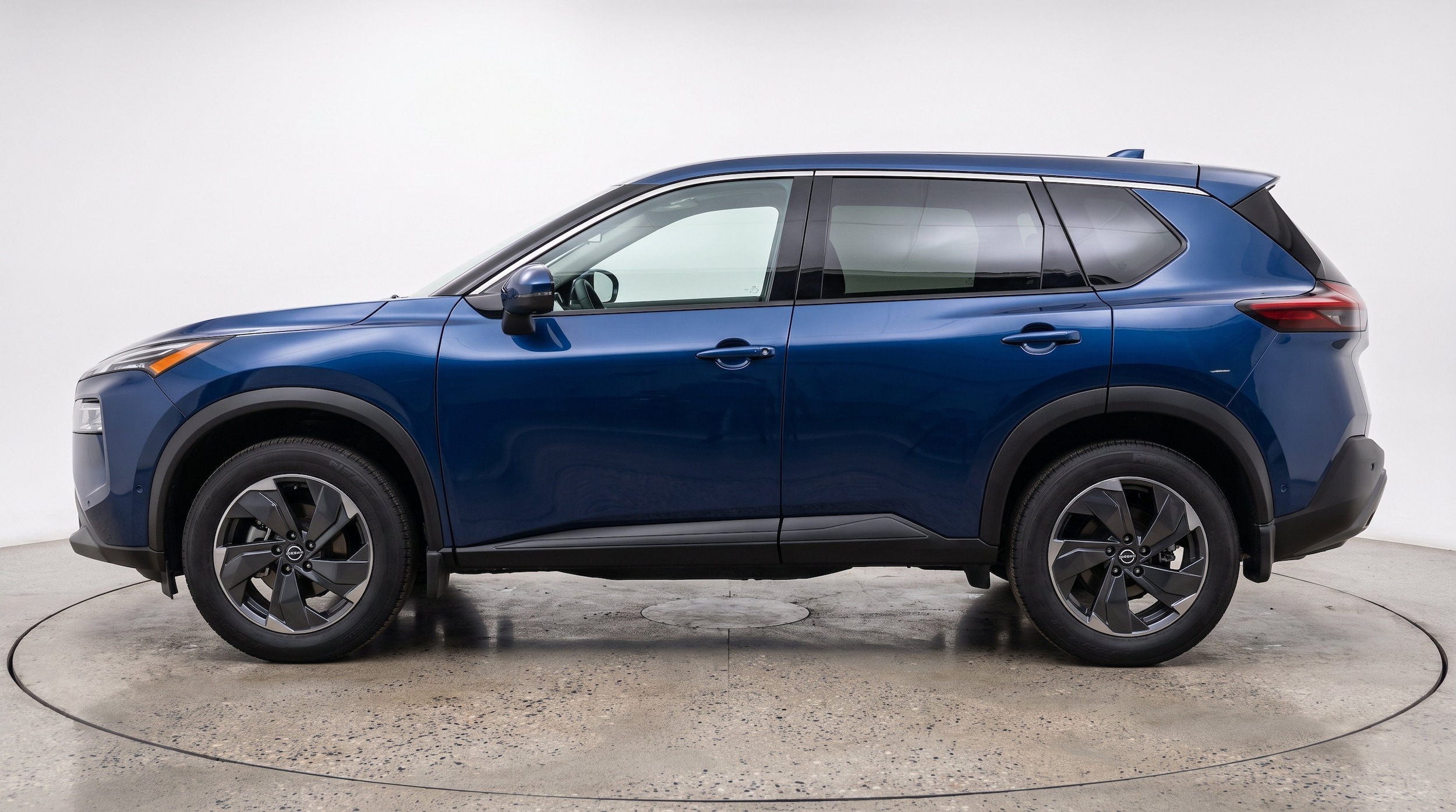 Thumbnail: 2025 Nissan Rogue - 5