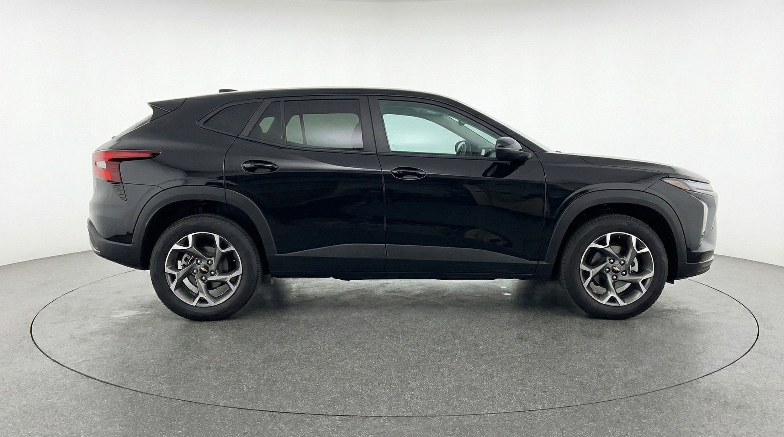 Thumbnail: 2025 Chevrolet Trax - 11