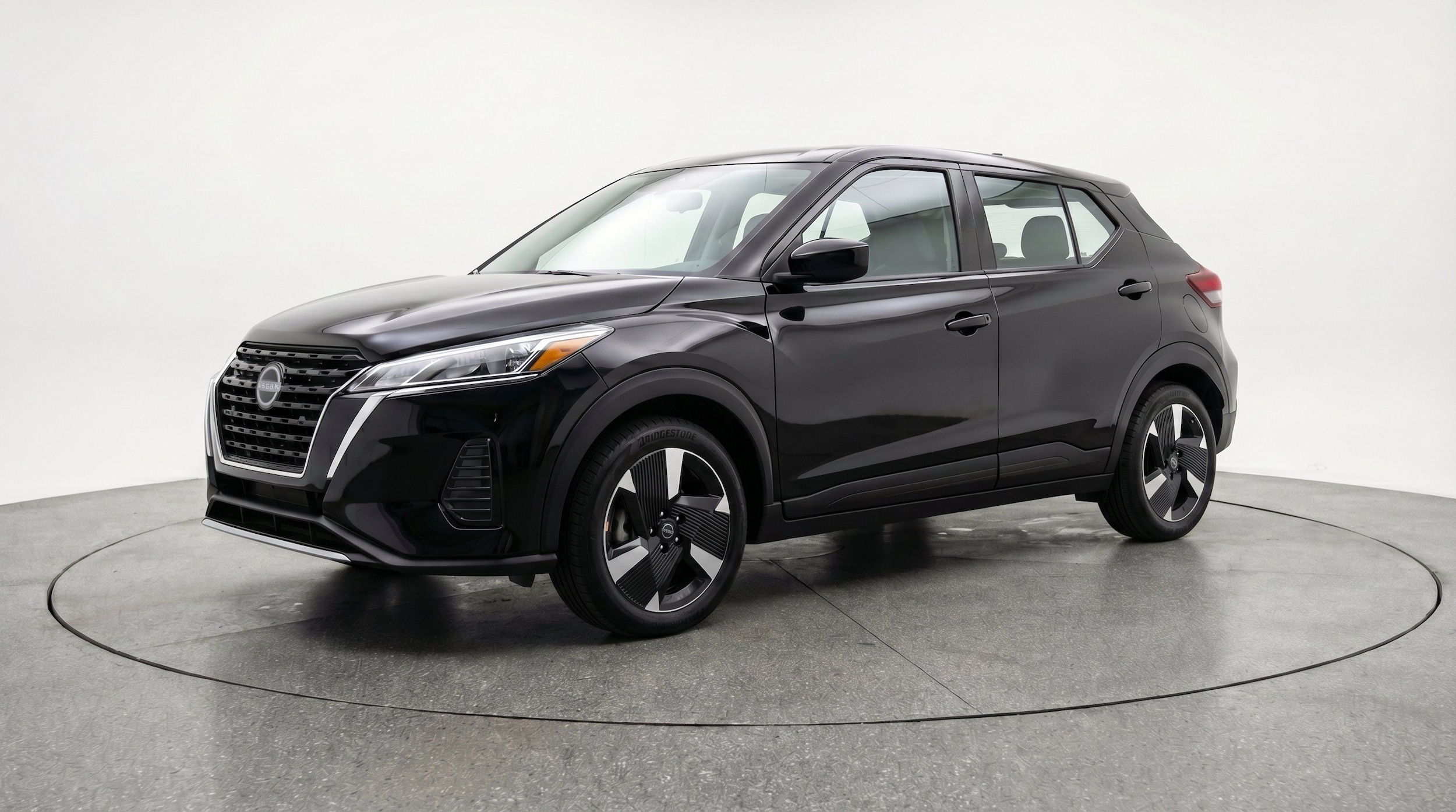 Thumbnail: 2026 Nissan Kicks - 3