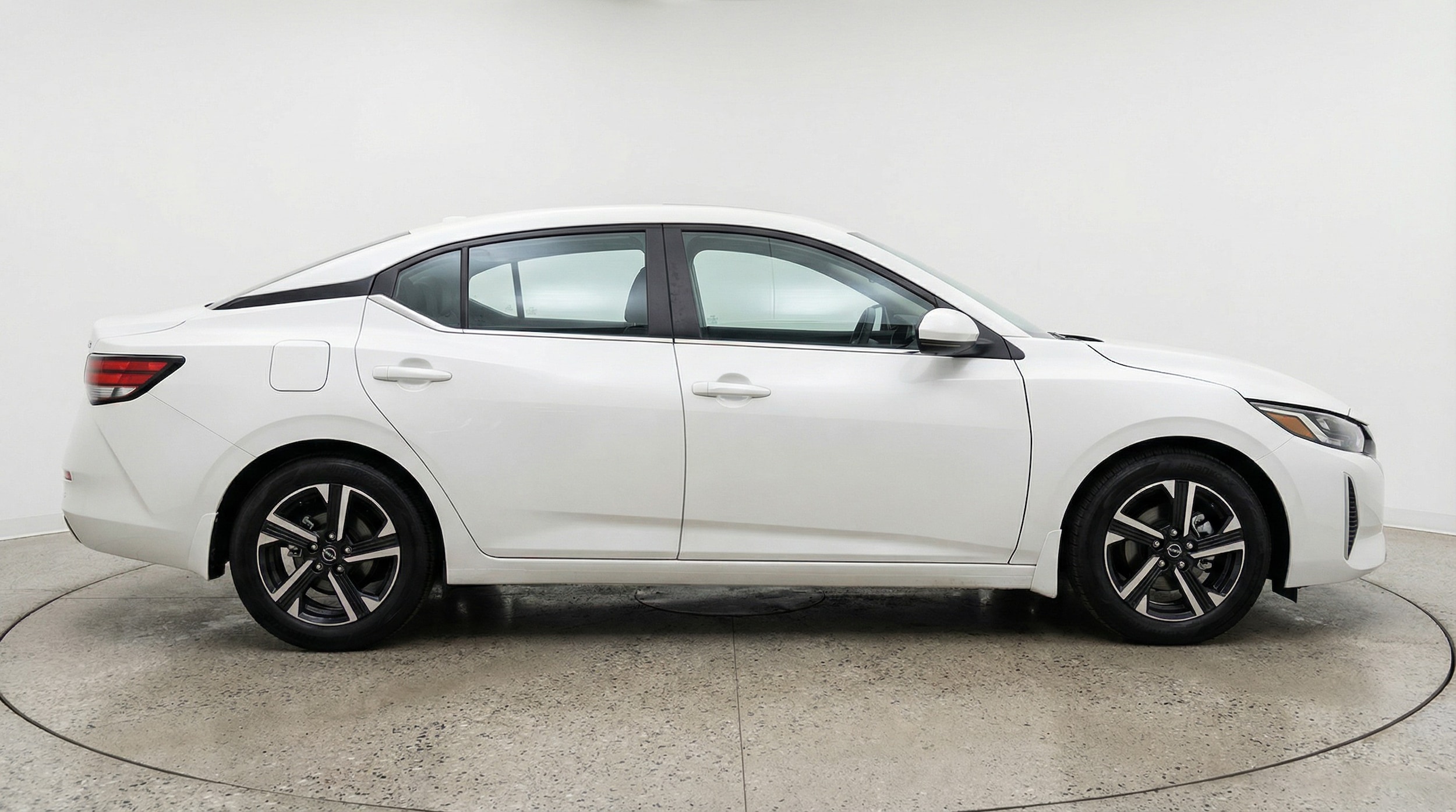 Thumbnail: 2025 Nissan Sentra - 8