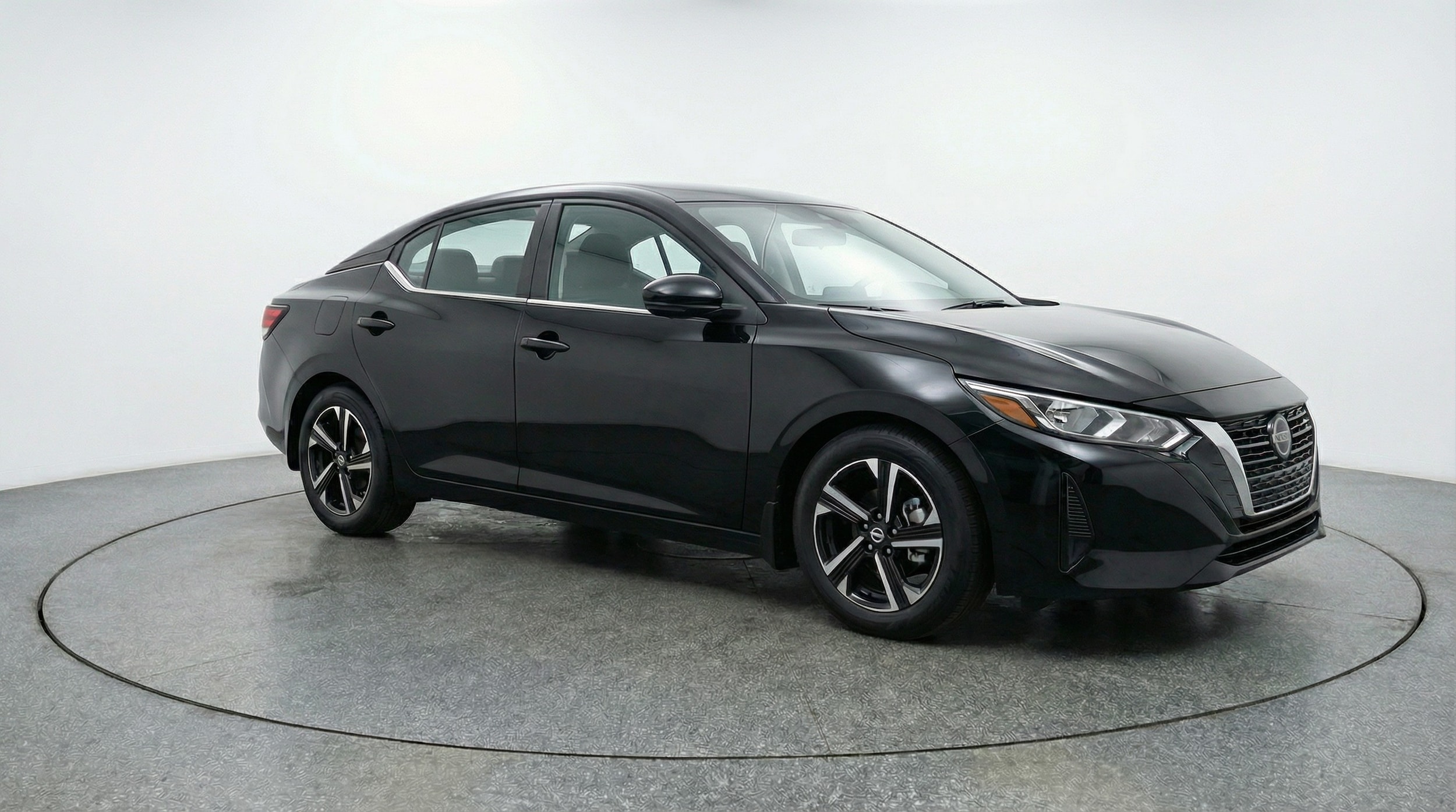 Thumbnail: 2025 Nissan Sentra - 1