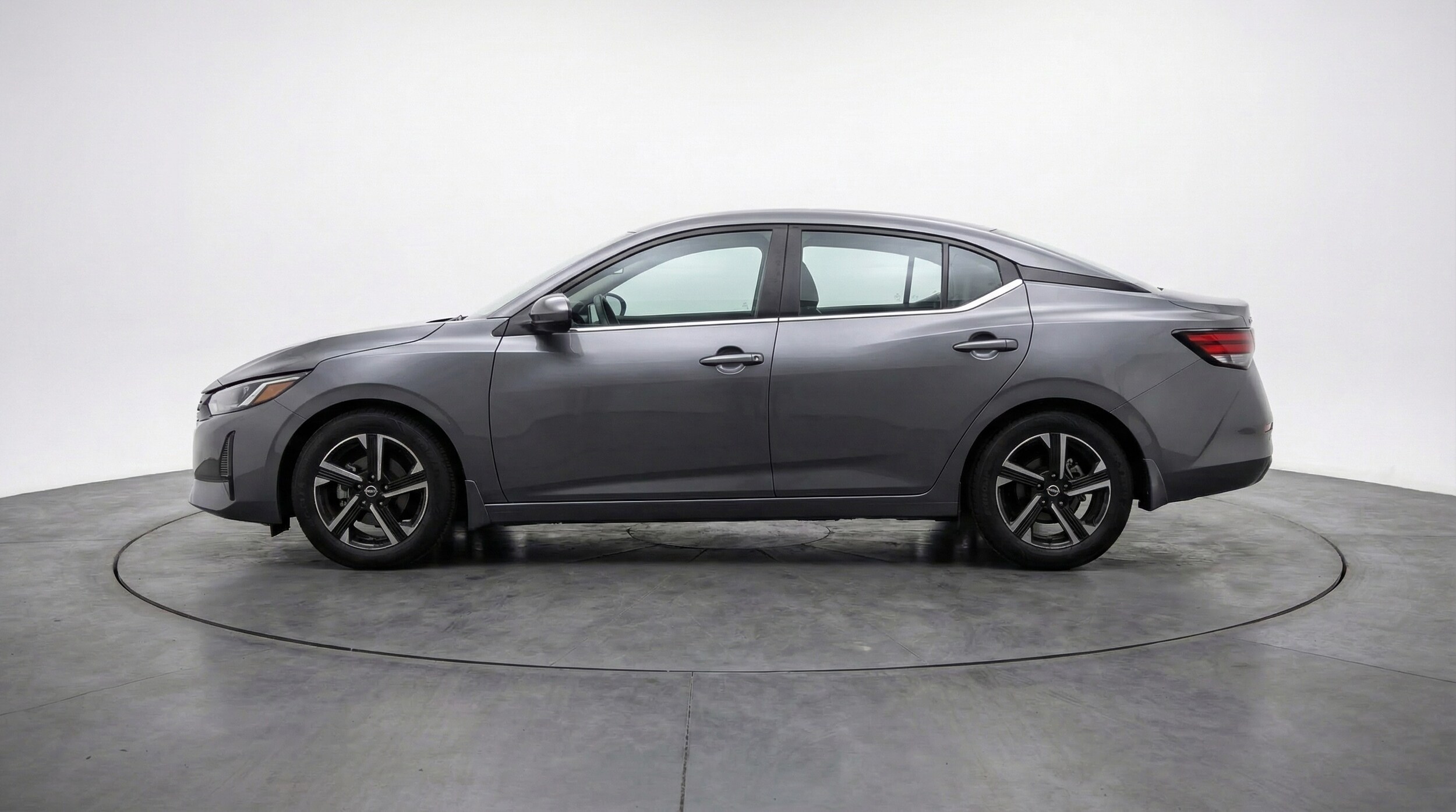 Thumbnail: 2025 Nissan Sentra - 4