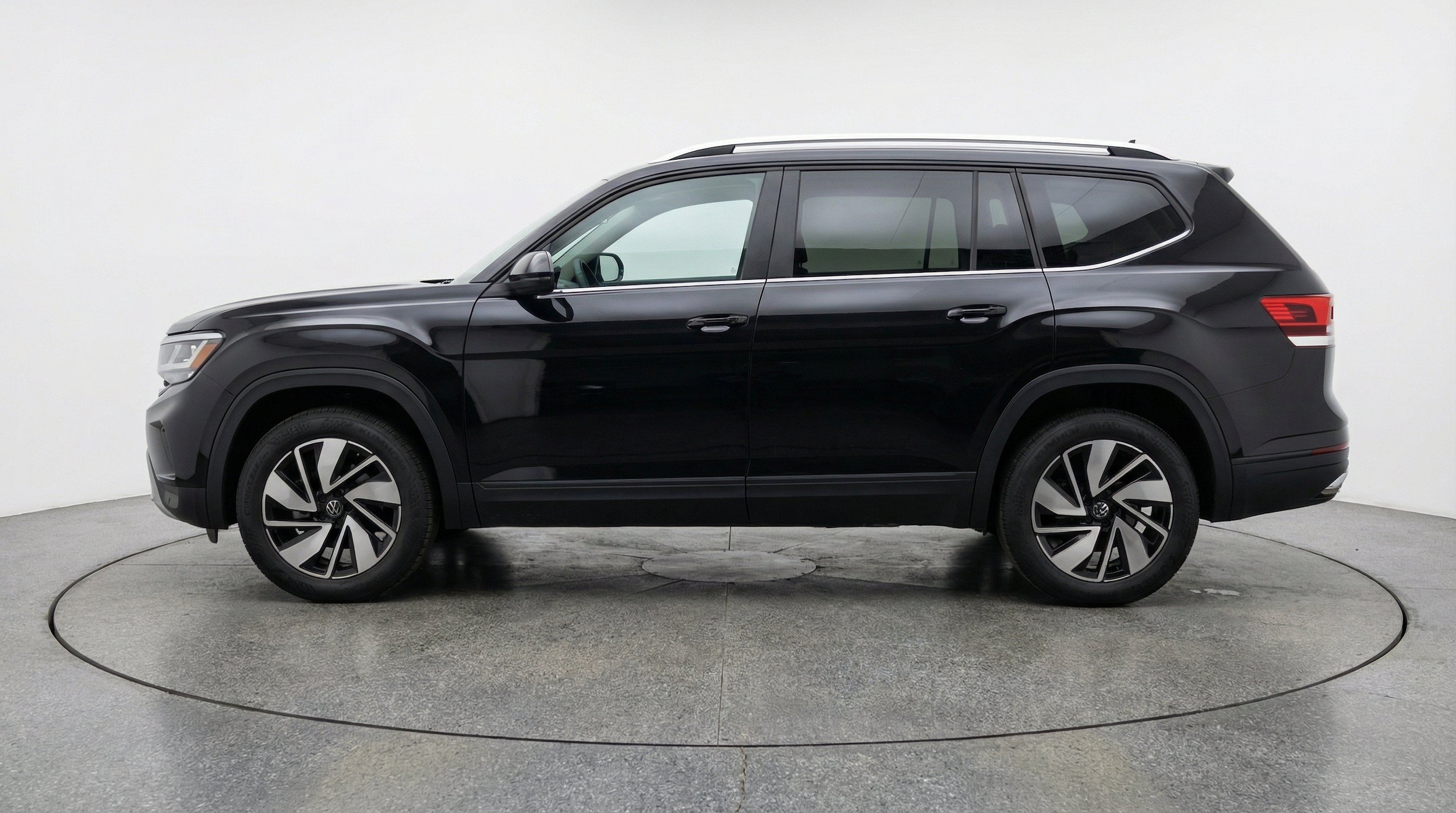 Thumbnail: 2026 Volkswagen Atlas - 5