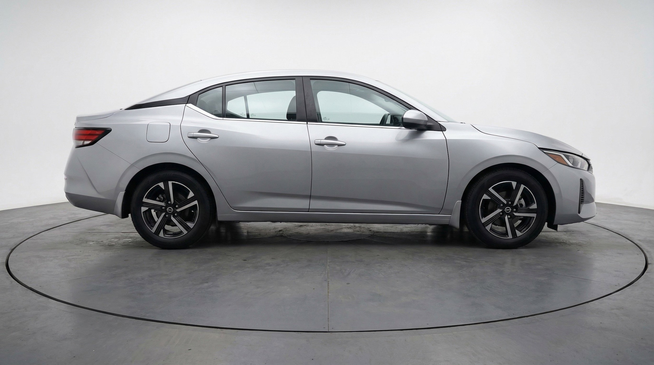 Thumbnail: 2025 Nissan Sentra - 11