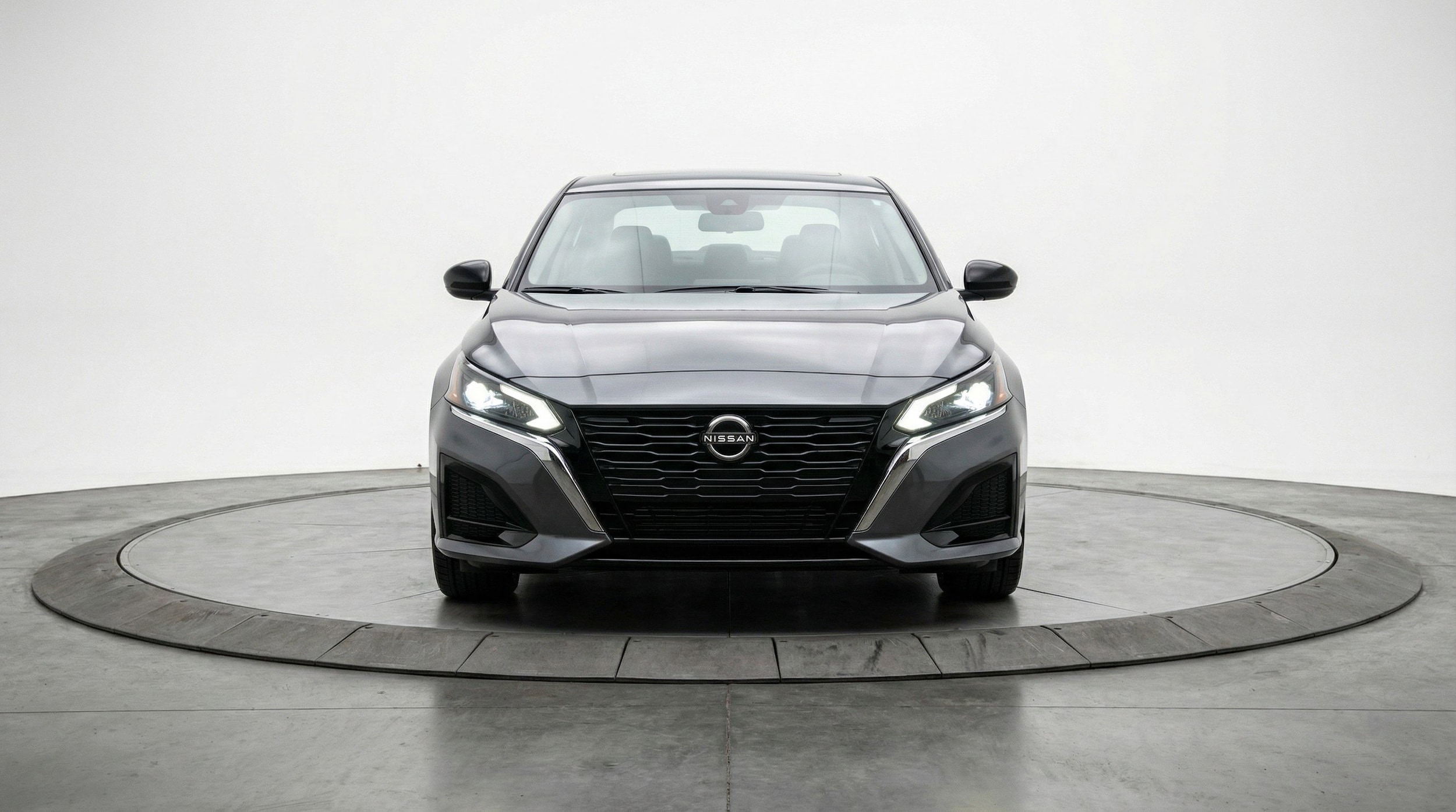 Thumbnail: 2025 Nissan Altima - 2