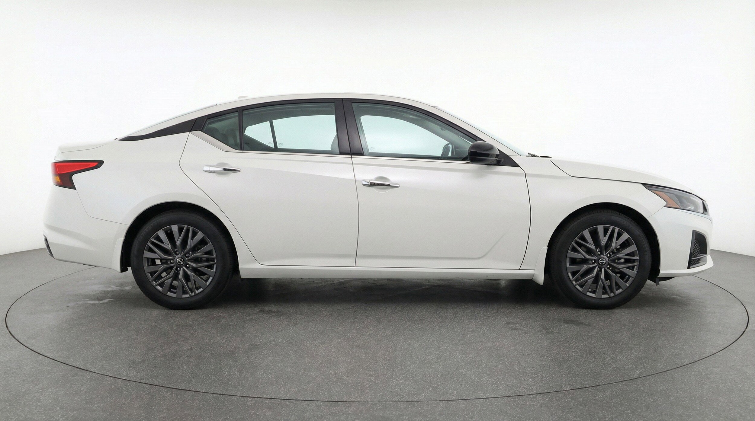 Thumbnail: 2025 Nissan Altima - 11