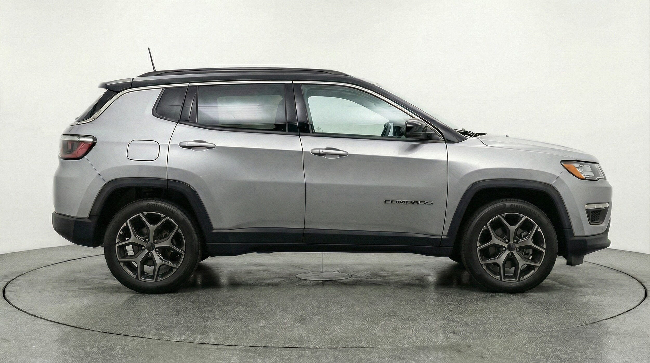 Thumbnail: 2025 Jeep Compass - 8
