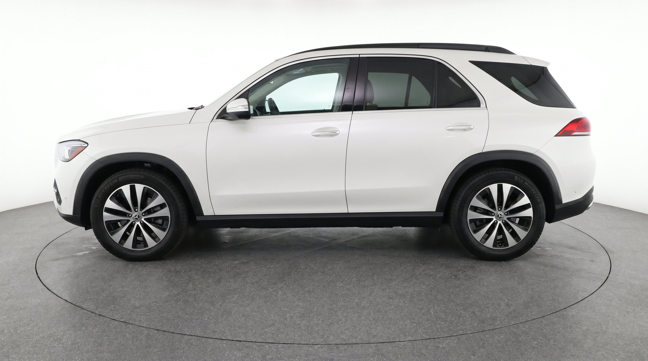 Thumbnail: 2026 Mercedes-Benz GLE - 5