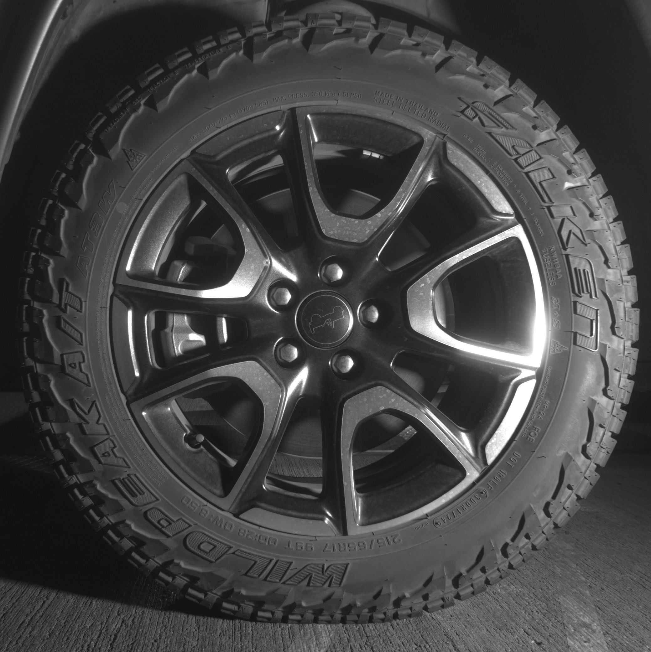 Thumbnail: 2025 Jeep Compass - 9