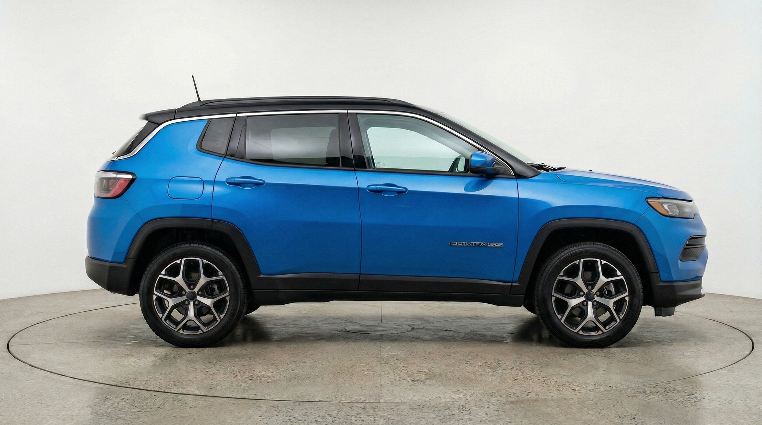 Thumbnail: 2025 Jeep Compass - 8