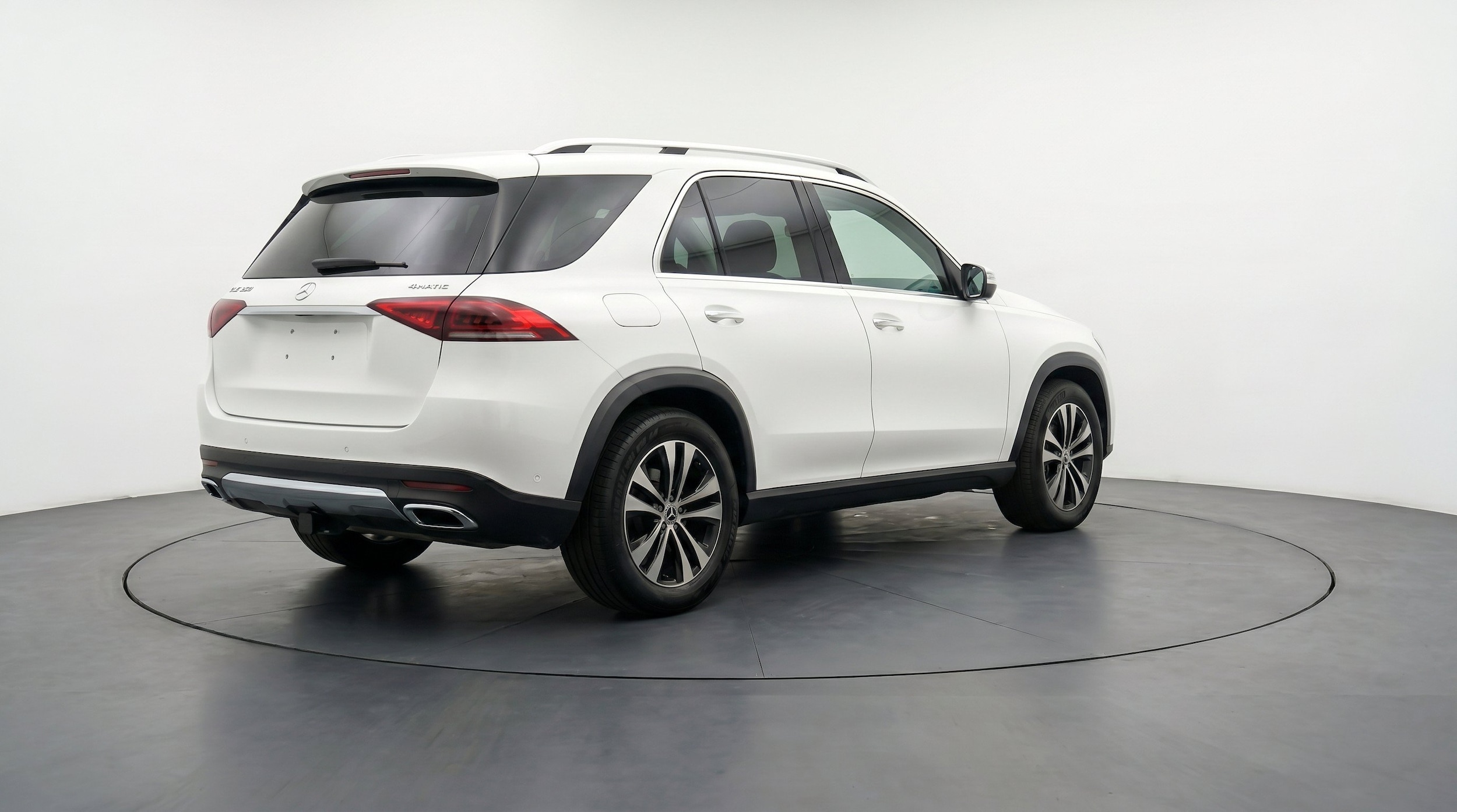 Thumbnail: 2026 Mercedes-Benz GLE - 9