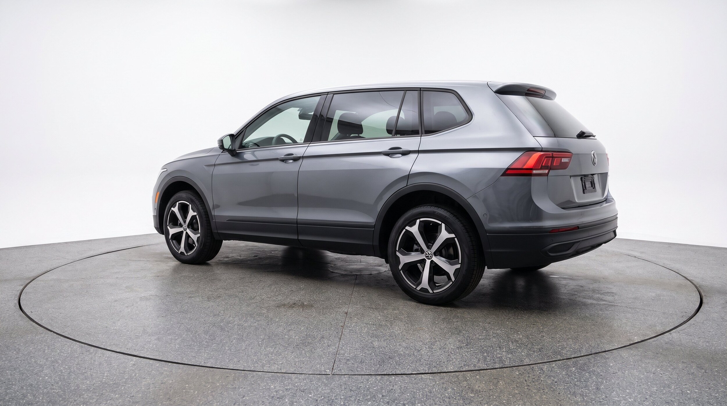 Thumbnail: 2026 Volkswagen Tiguan - 6