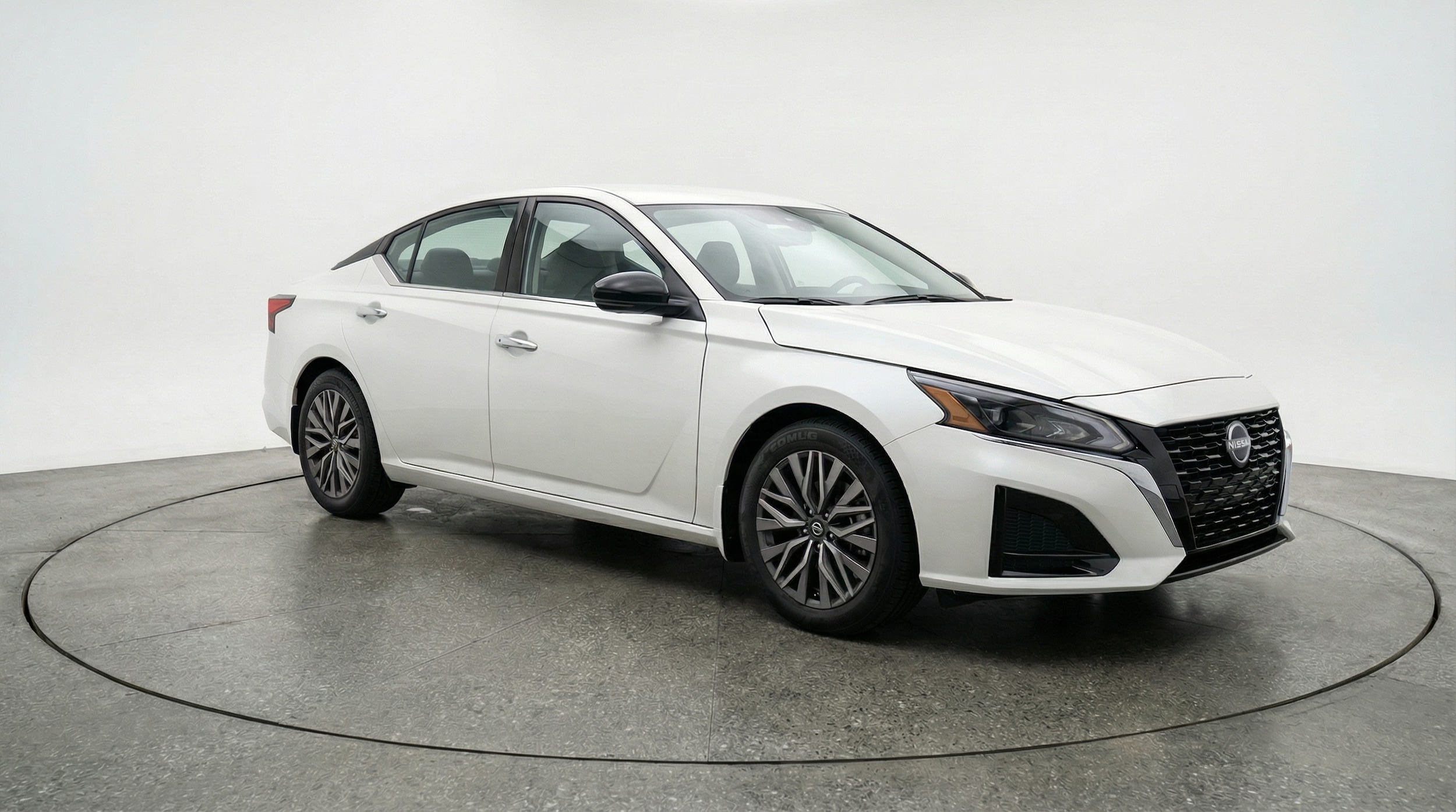 Thumbnail: 2025 Nissan Altima - 1