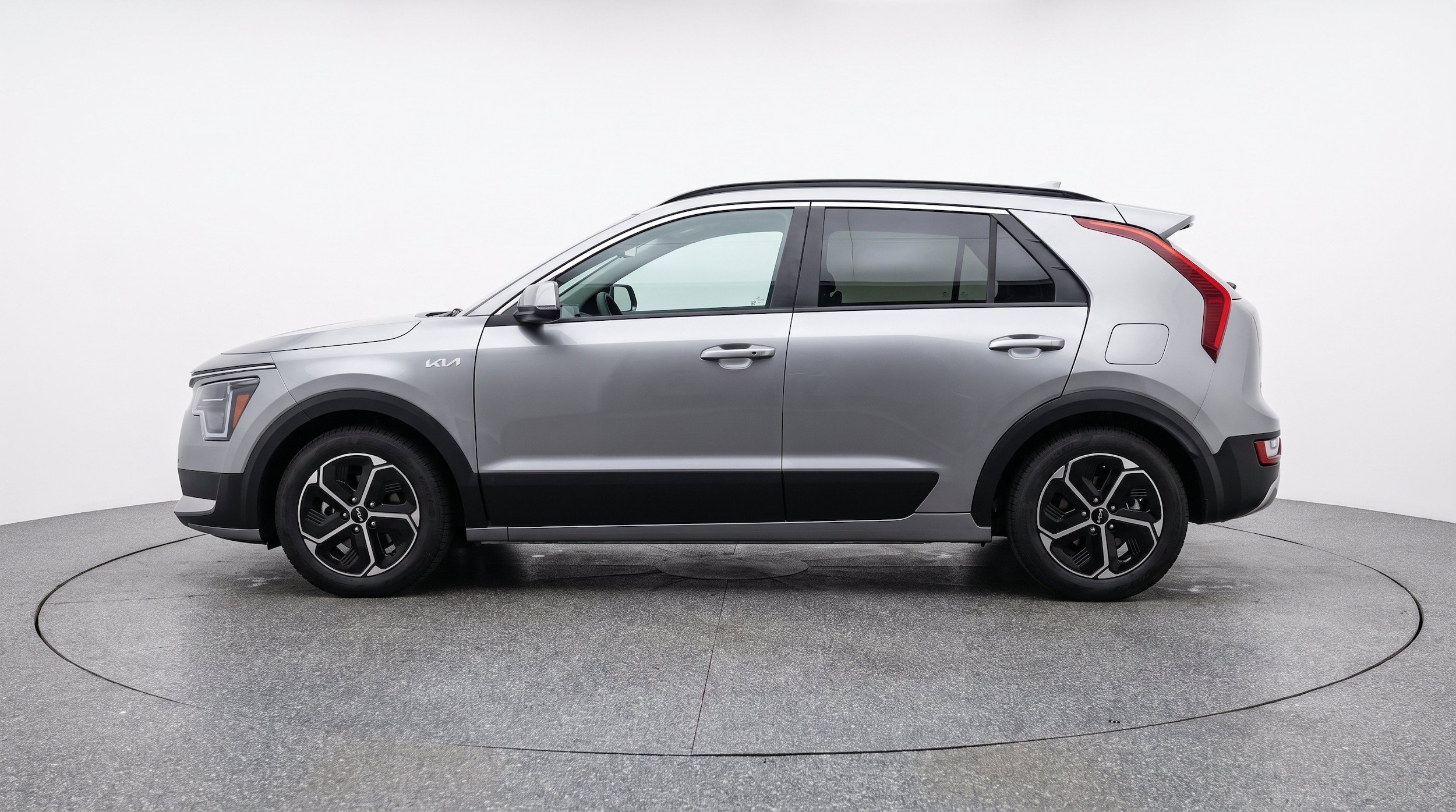 Thumbnail: 2026 Kia Niro - 5