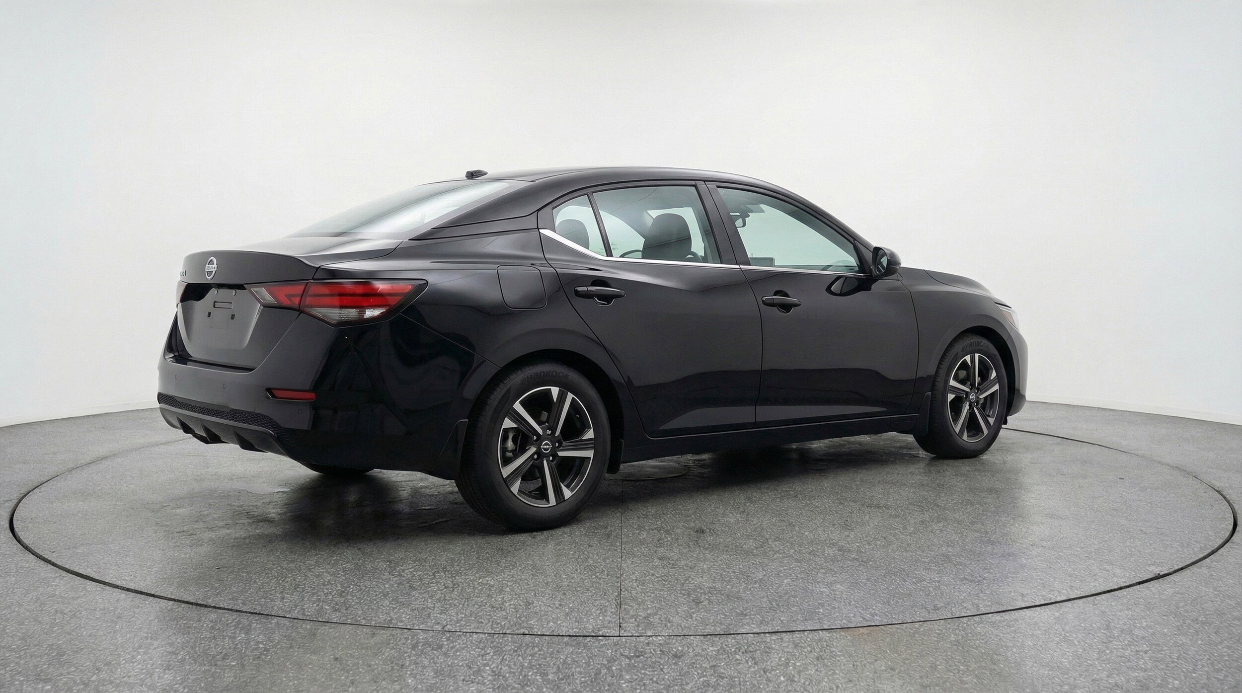 Thumbnail: 2025 Nissan Sentra - 9