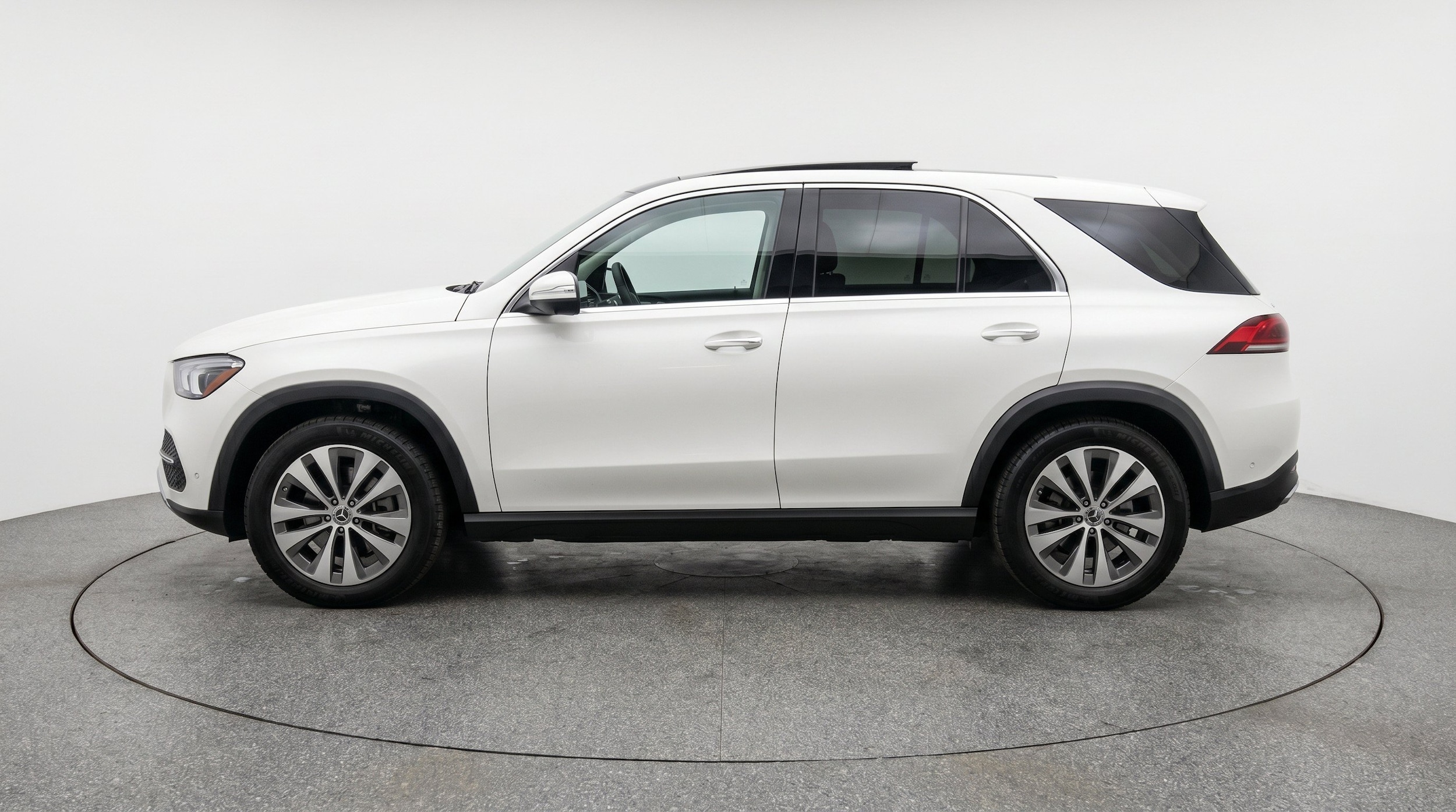 Thumbnail: 2026 Mercedes-Benz GLE - 5