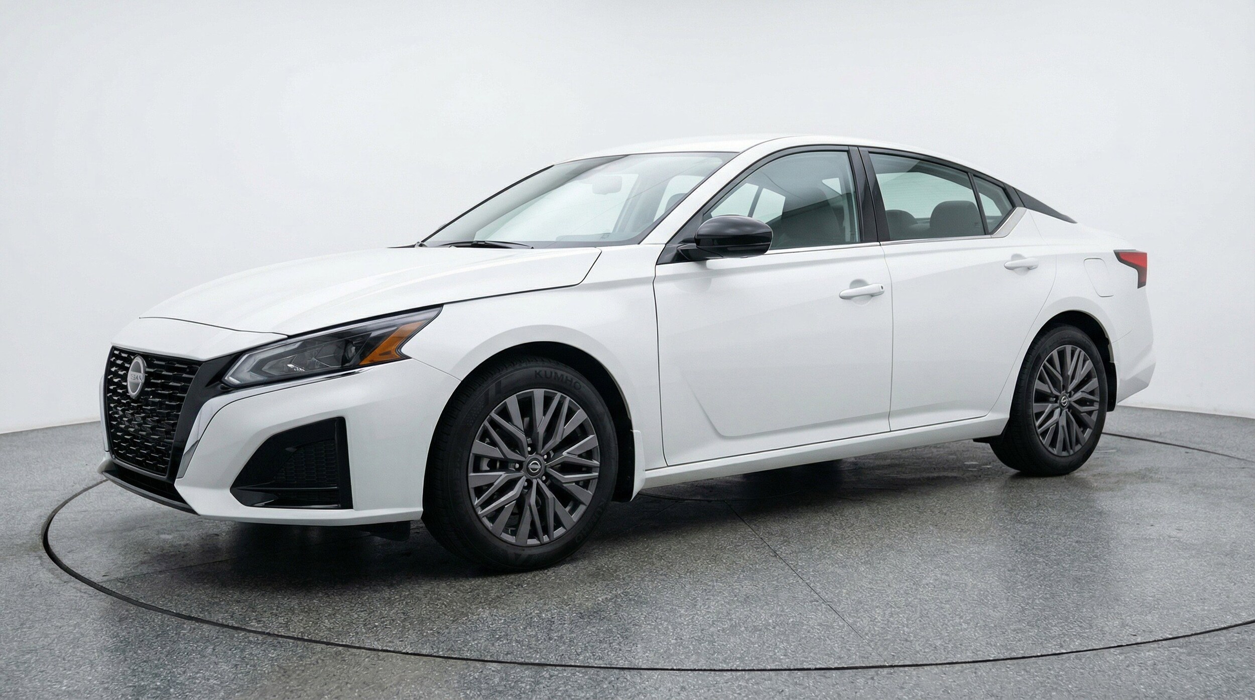 Thumbnail: 2025 Nissan Altima - 3