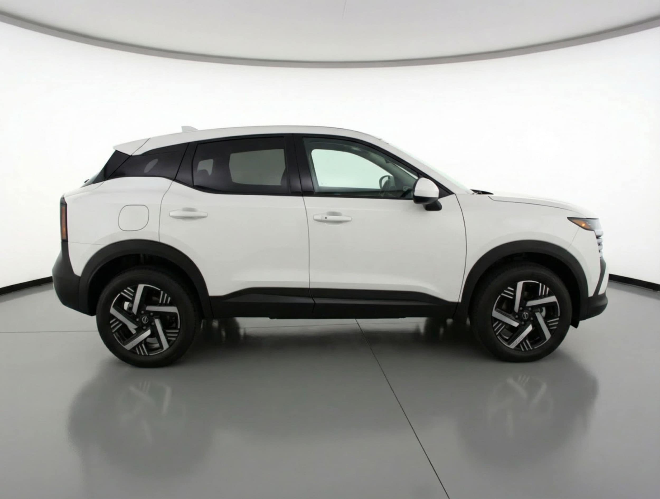 Thumbnail: 2025 Nissan Kicks - 8