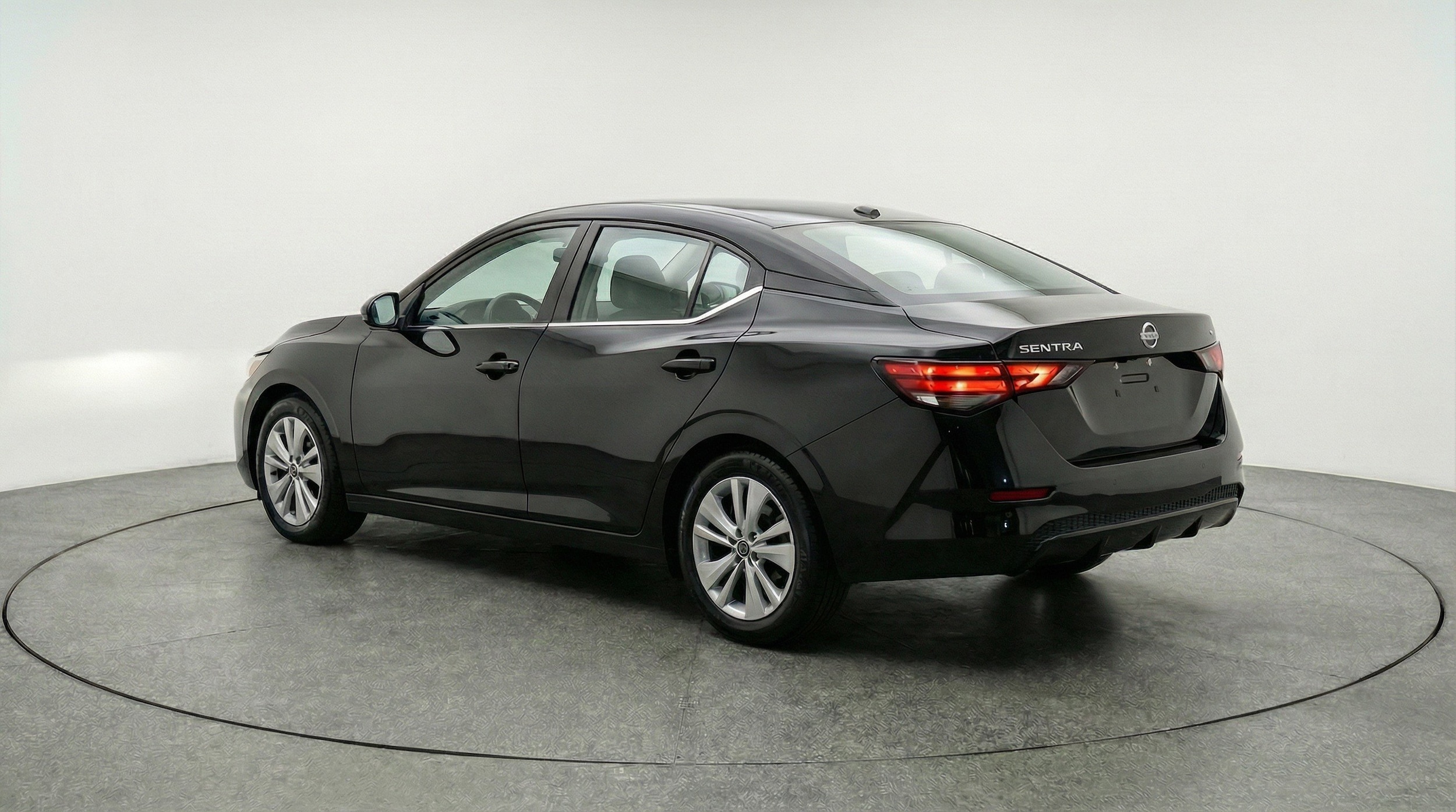 Thumbnail: 2025 Nissan Sentra - 6