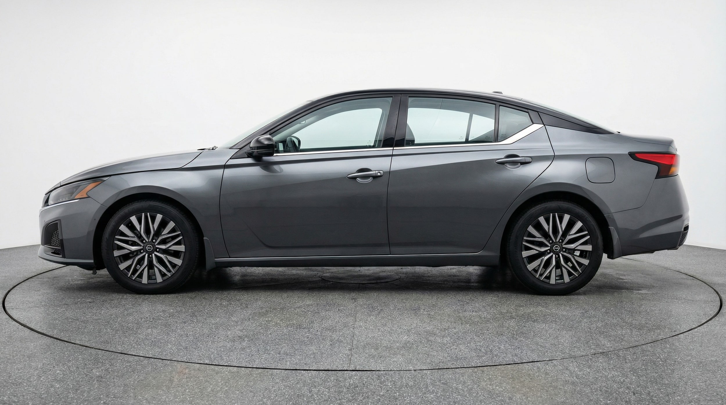 Thumbnail: 2025 Nissan Altima - 4