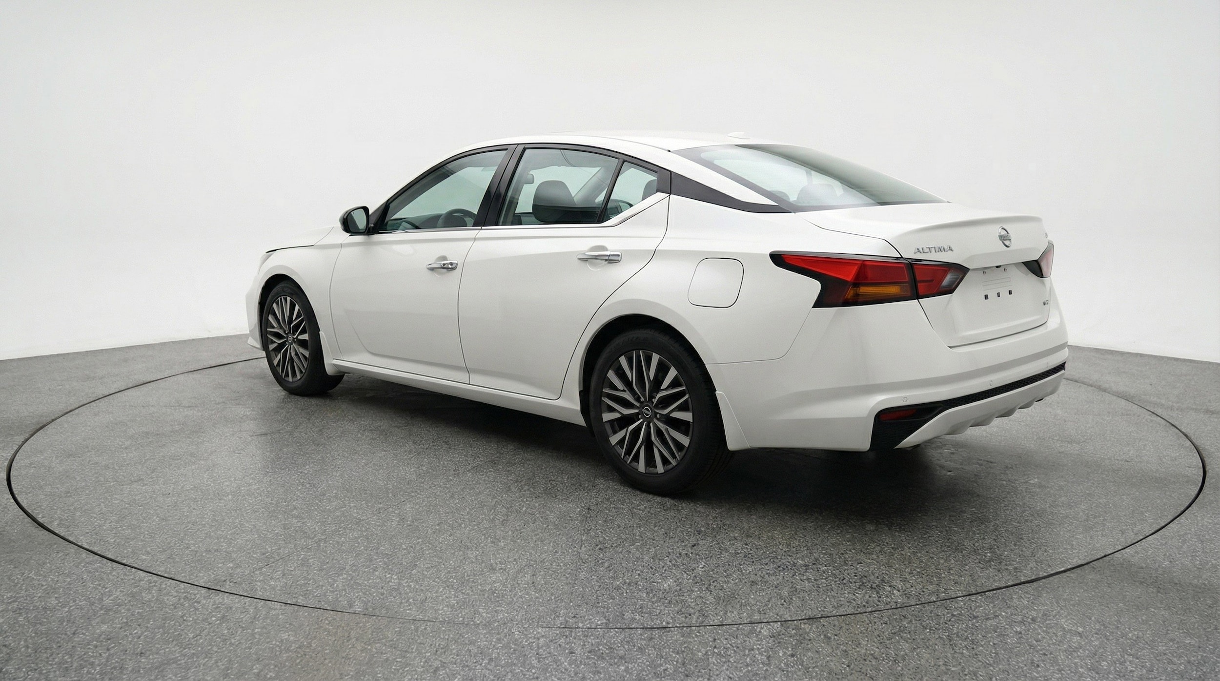 Thumbnail: 2025 Nissan Altima - 6