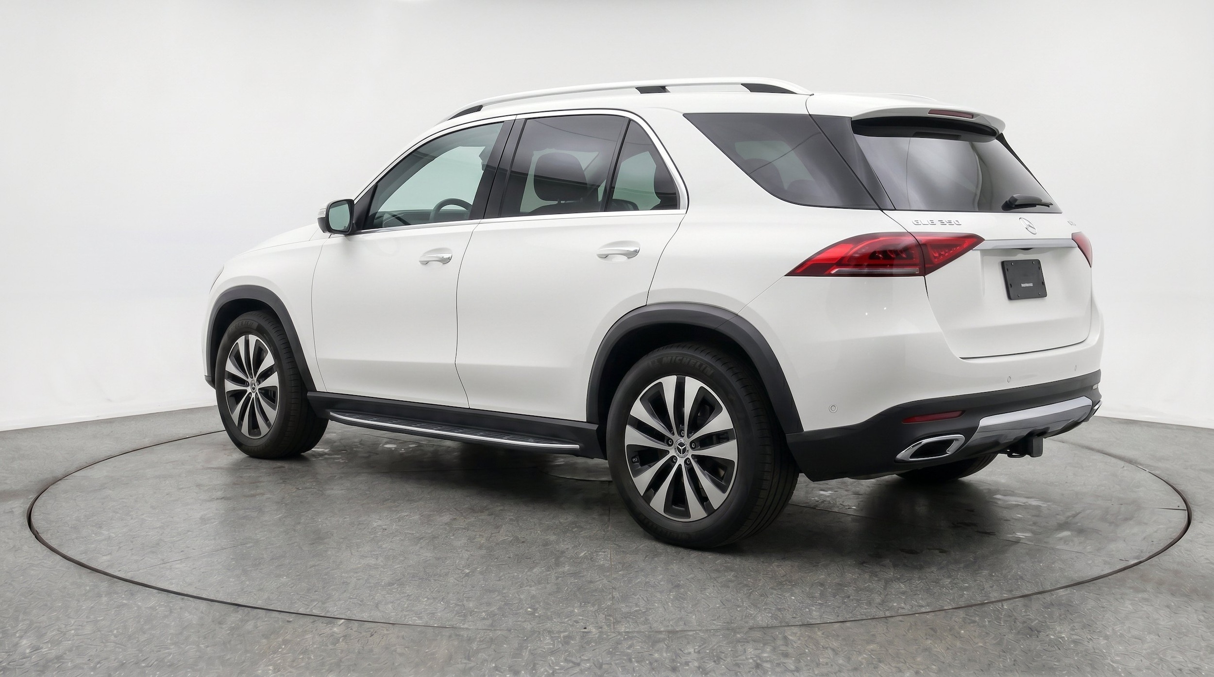 Thumbnail: 2026 Mercedes-Benz GLE - 6